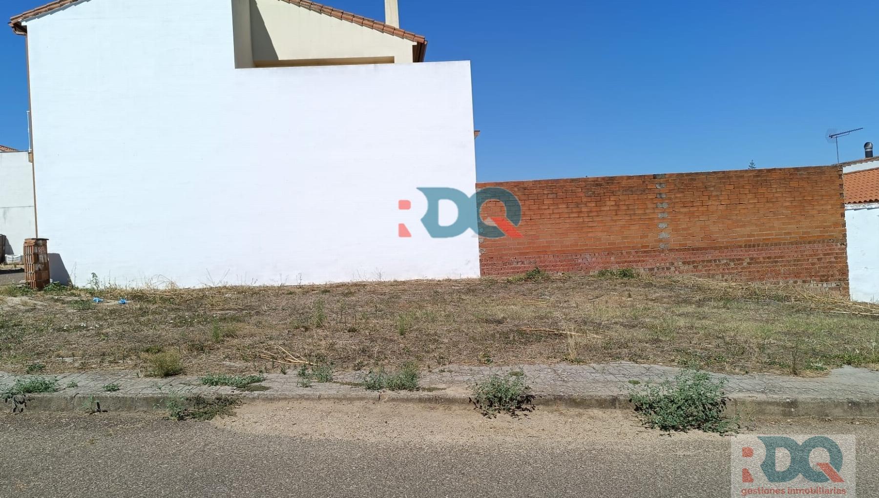 For sale of land in Alburquerque