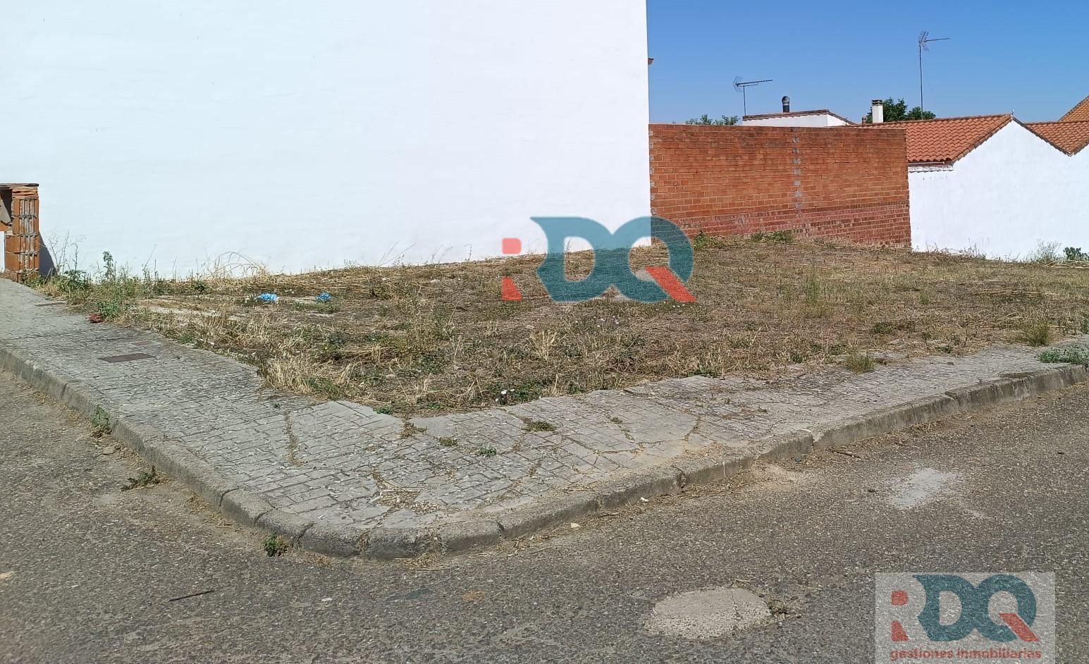 For sale of land in Alburquerque