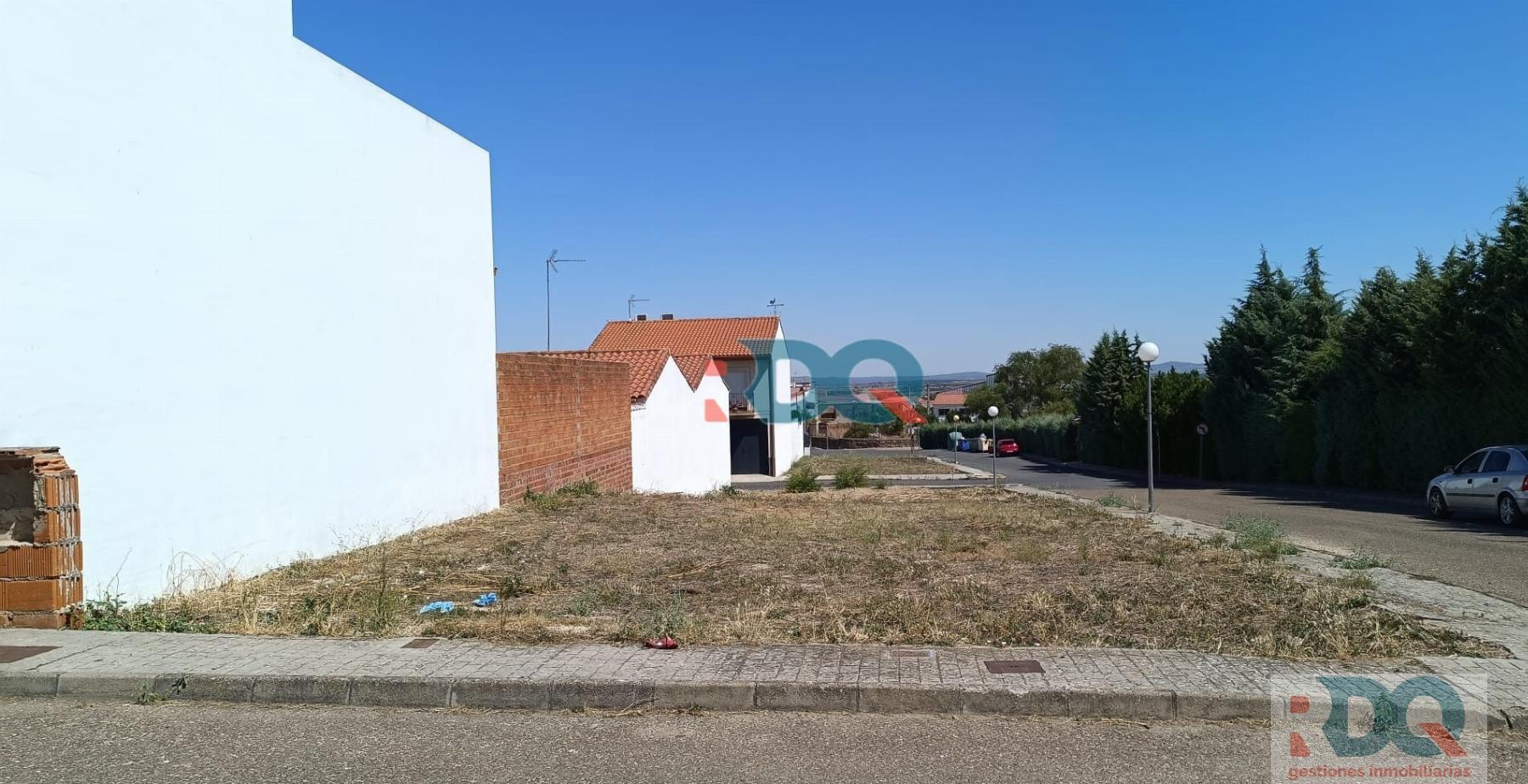 For sale of land in Alburquerque