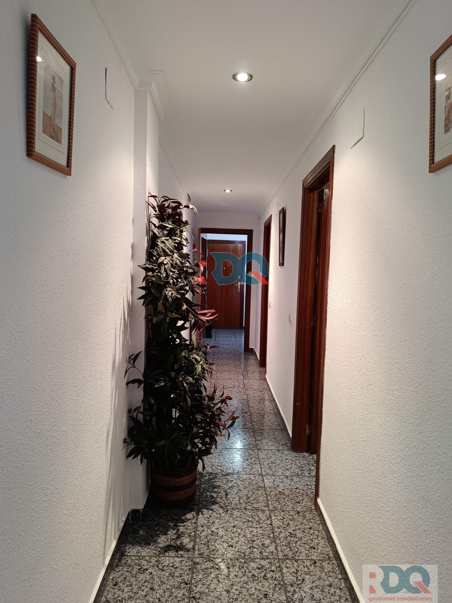 For sale of flat in Alburquerque