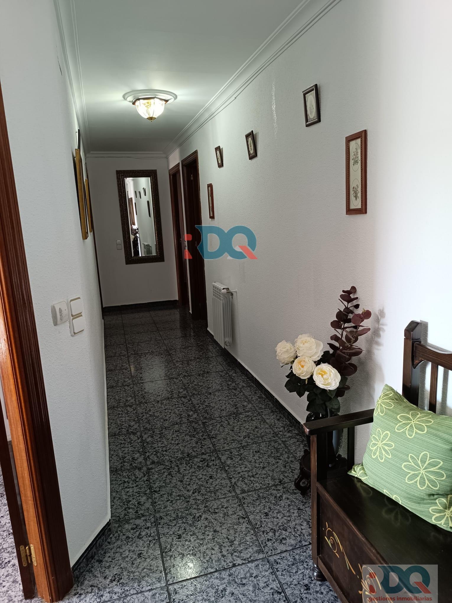 For sale of flat in Alburquerque