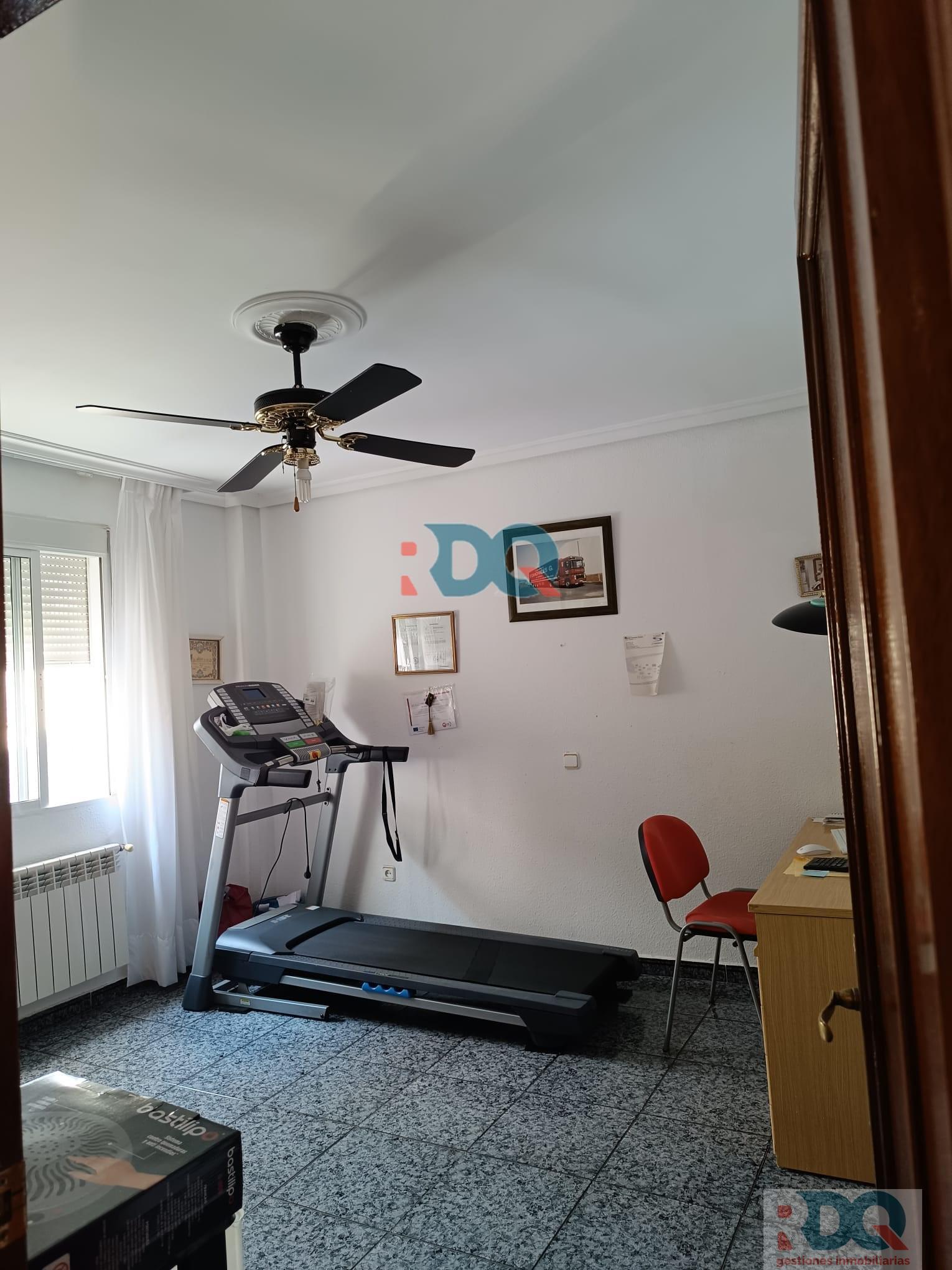For sale of flat in Alburquerque