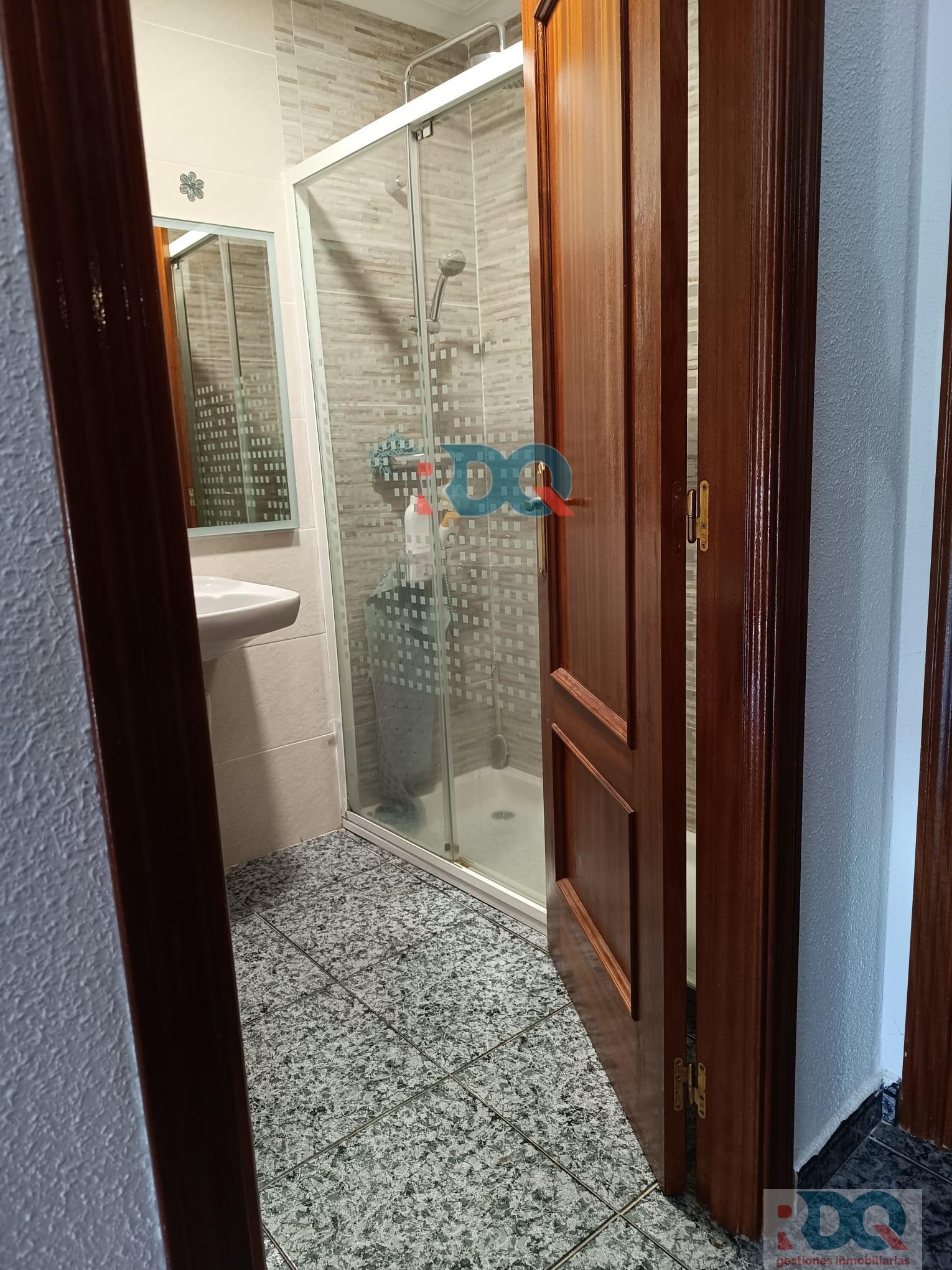 For sale of flat in Alburquerque