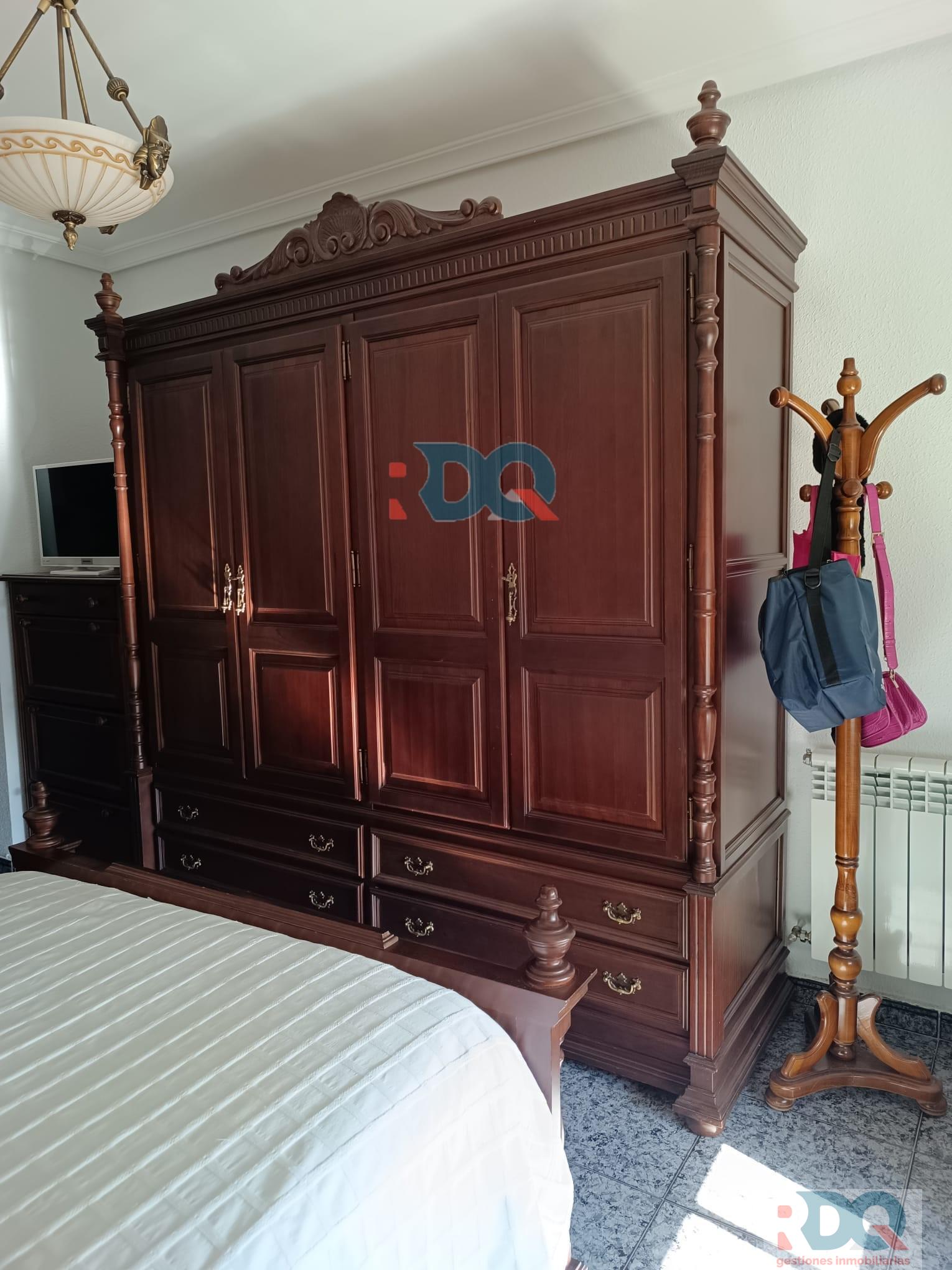 For sale of flat in Alburquerque