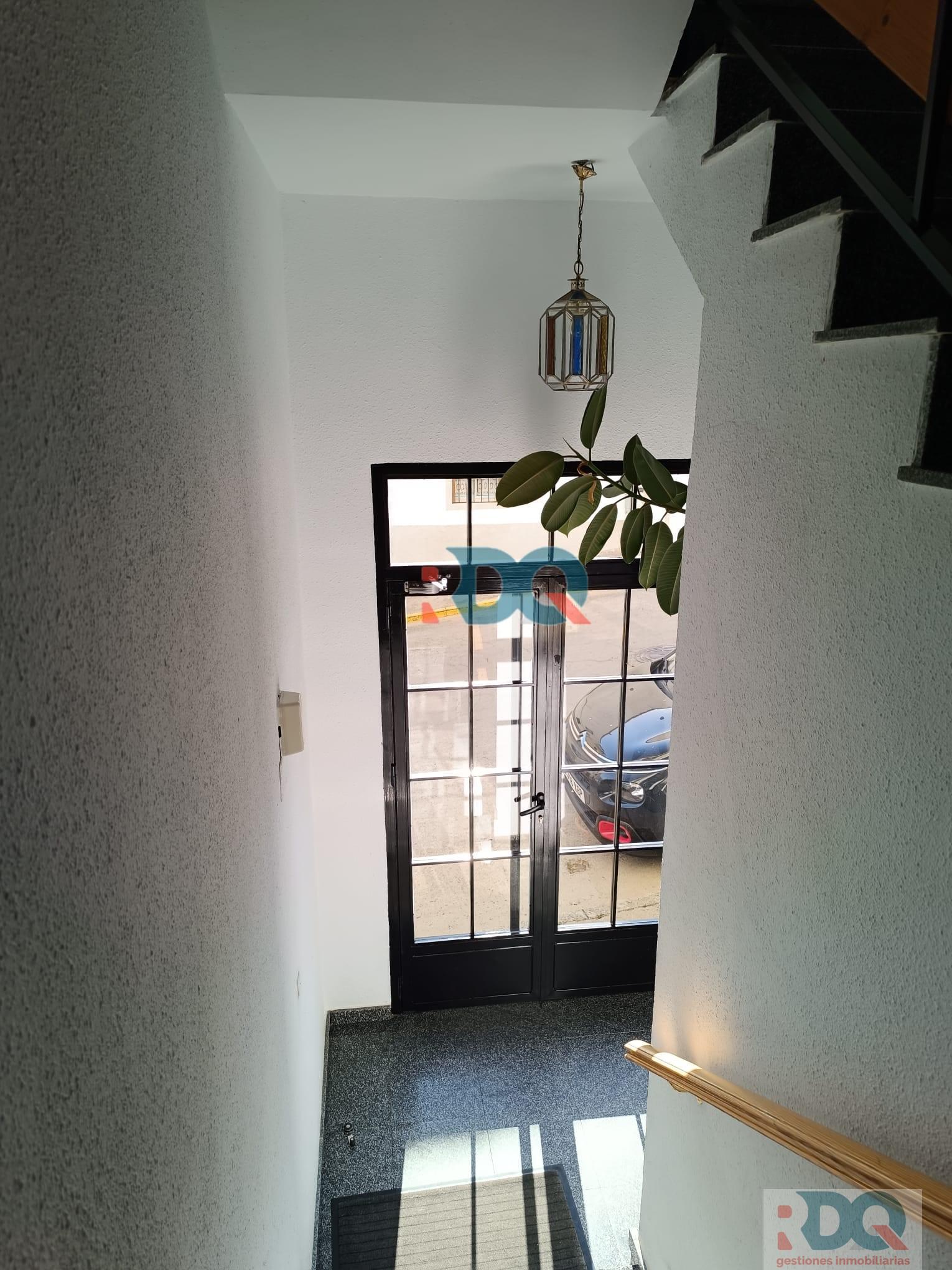 For sale of flat in Alburquerque