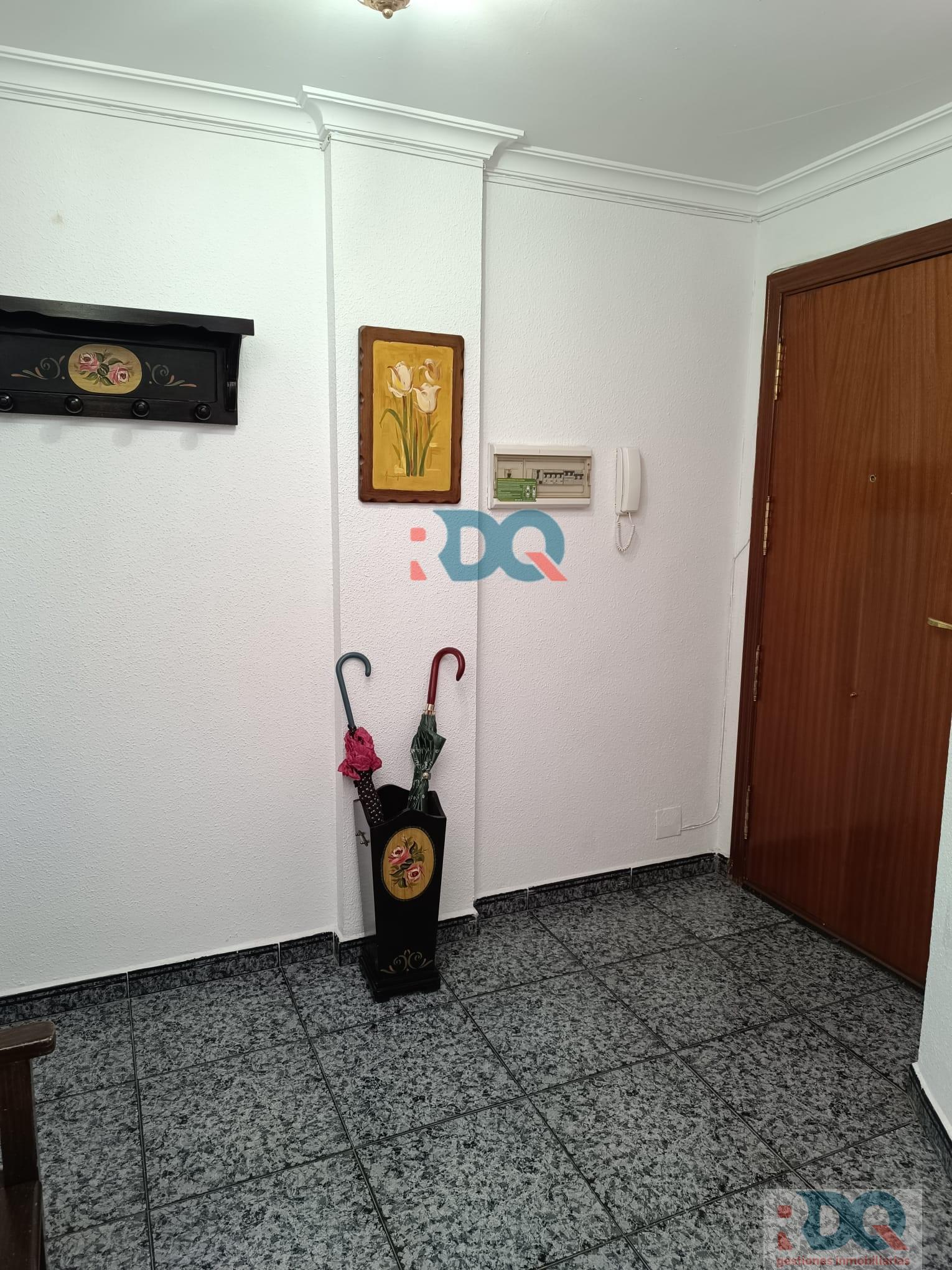 For sale of flat in Alburquerque