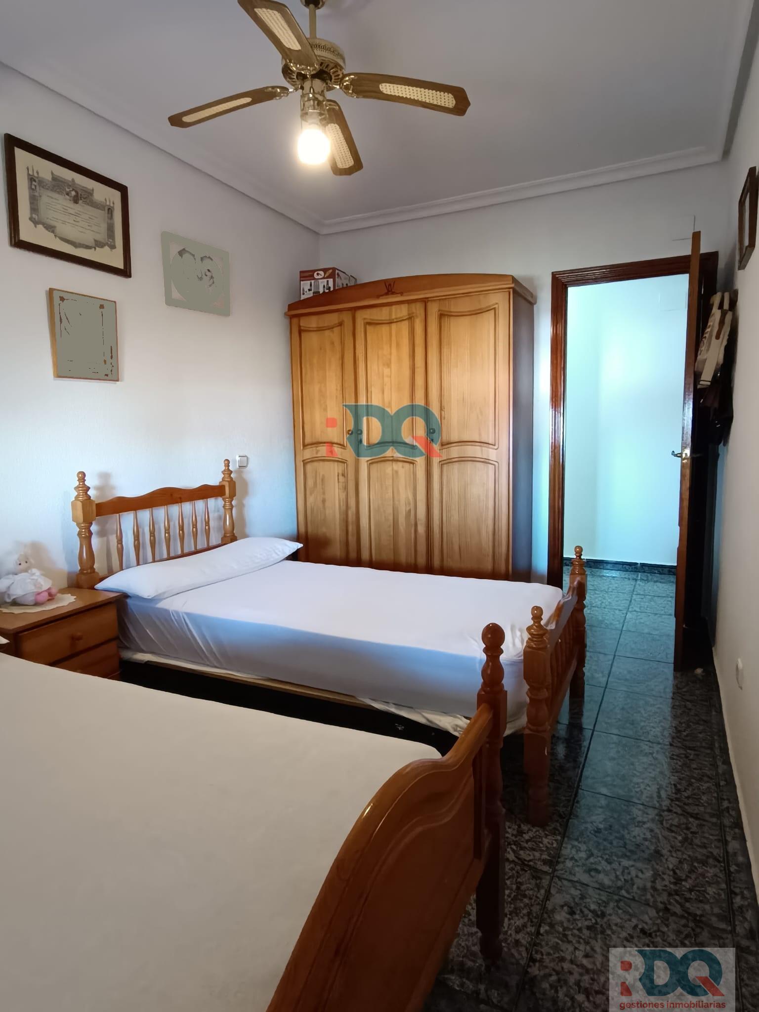 For sale of flat in Alburquerque