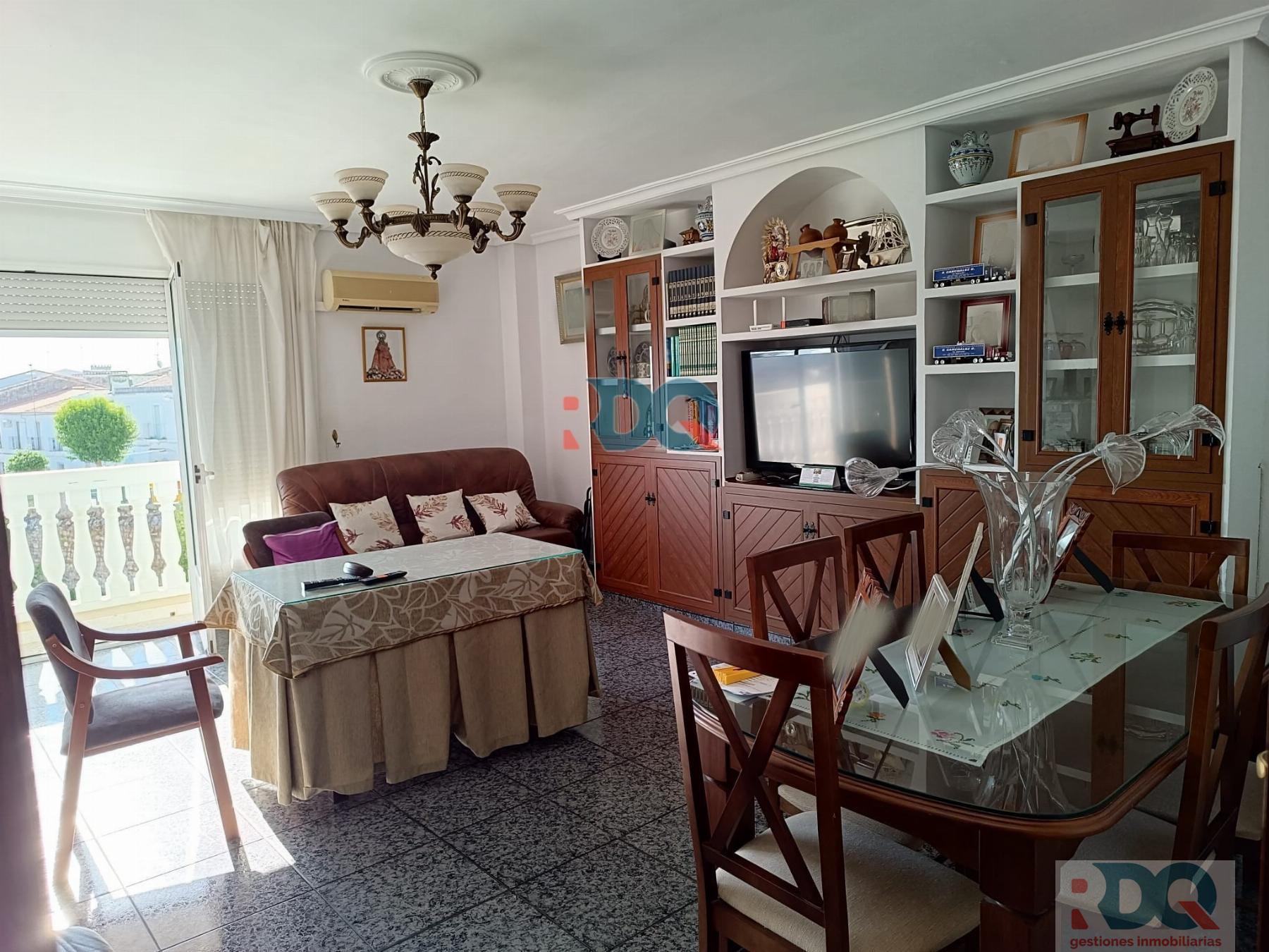 For sale of flat in Alburquerque