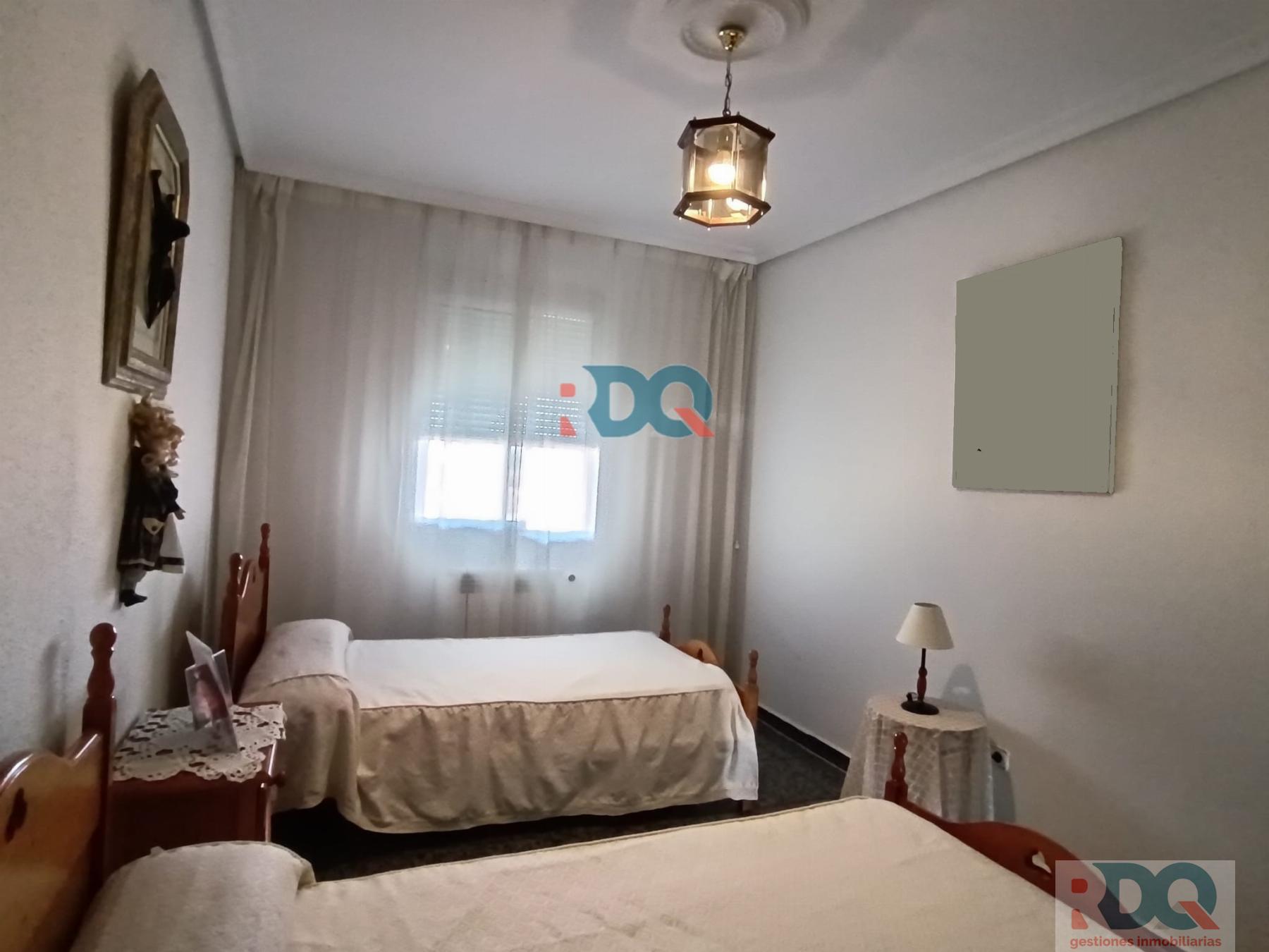 For sale of flat in Alburquerque