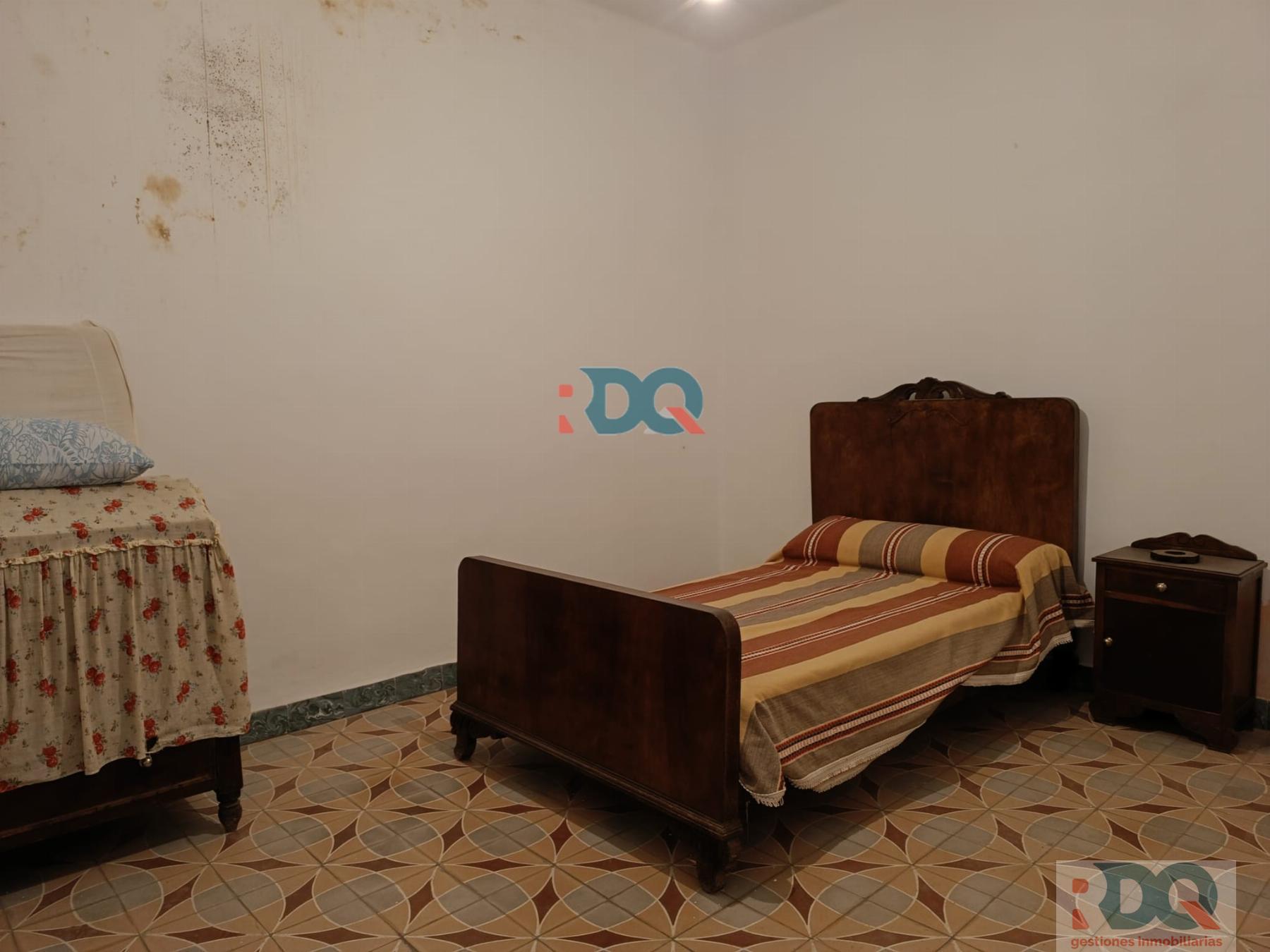 For sale of house in Alburquerque