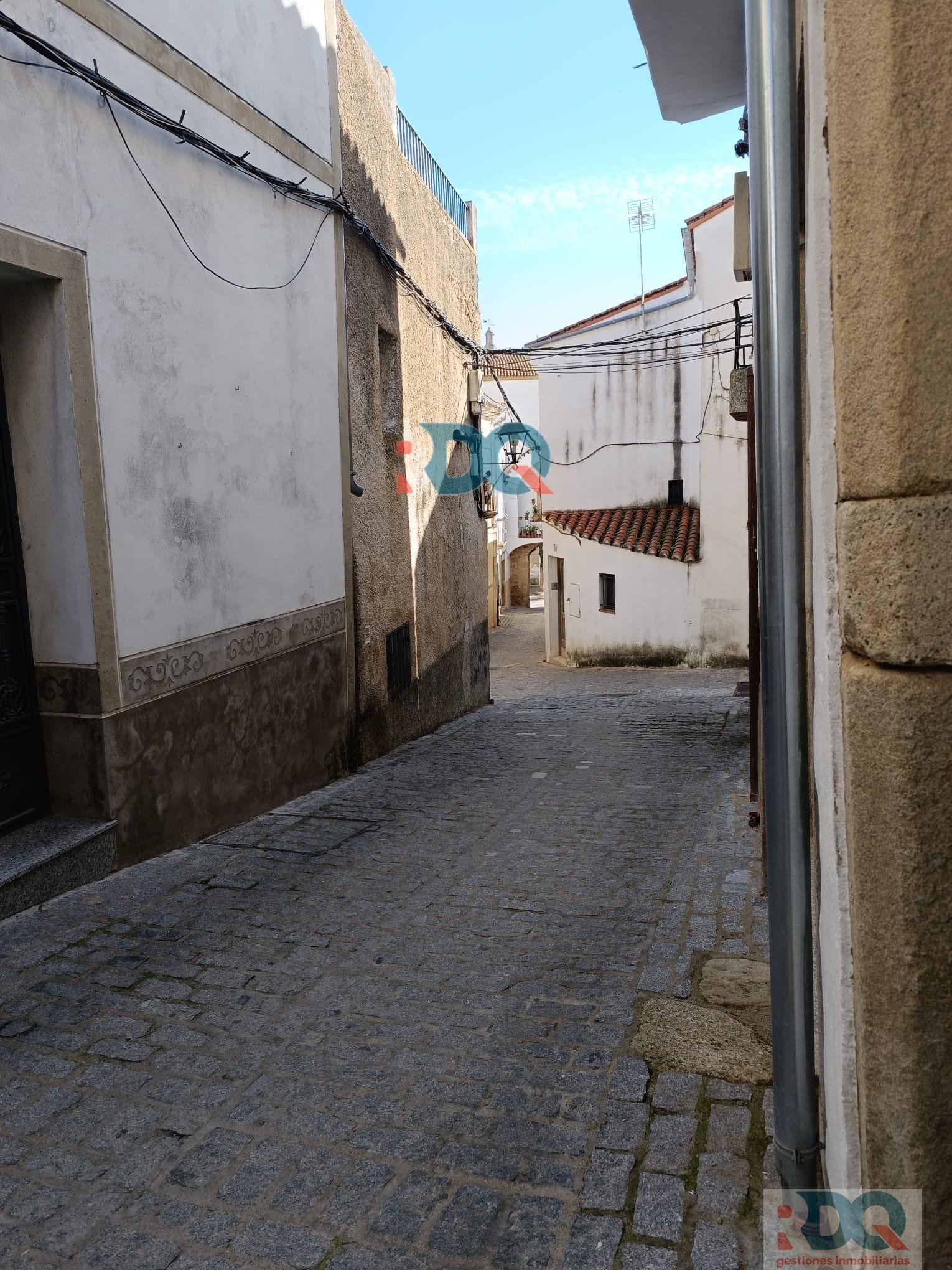 For sale of house in Alburquerque