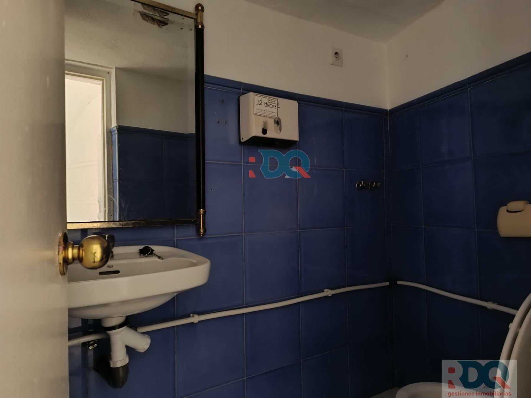 For rent of commercial in Alburquerque
