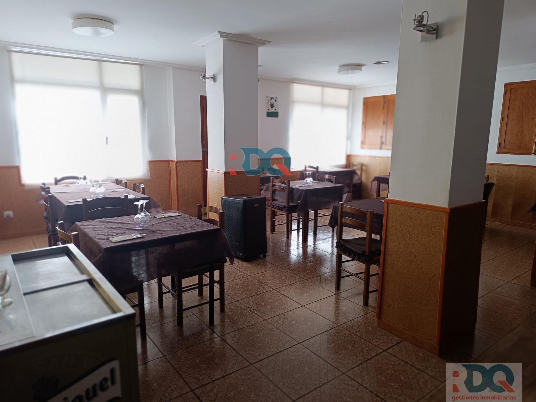 For sale of house in La Codosera
