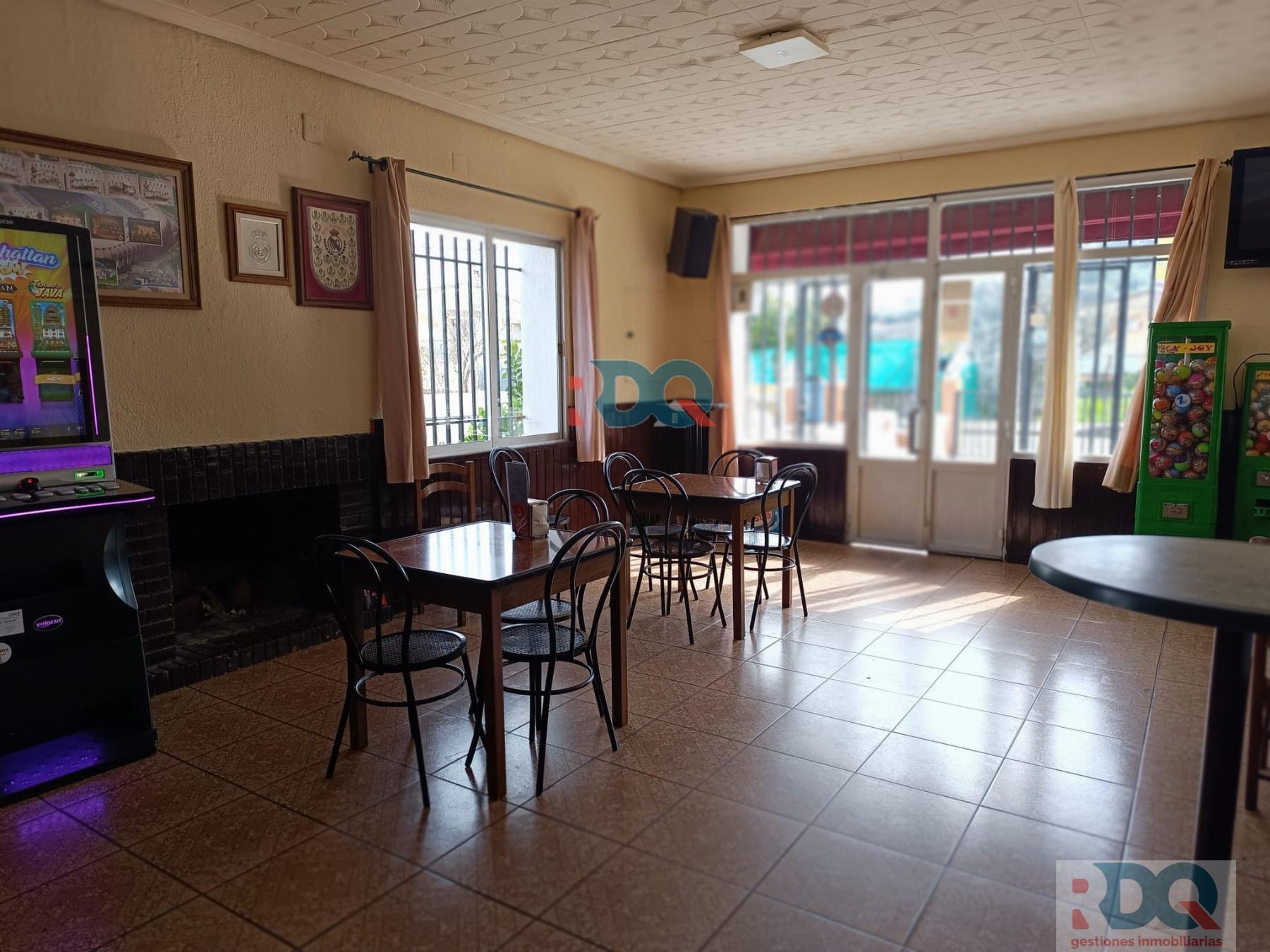 For sale of house in La Codosera