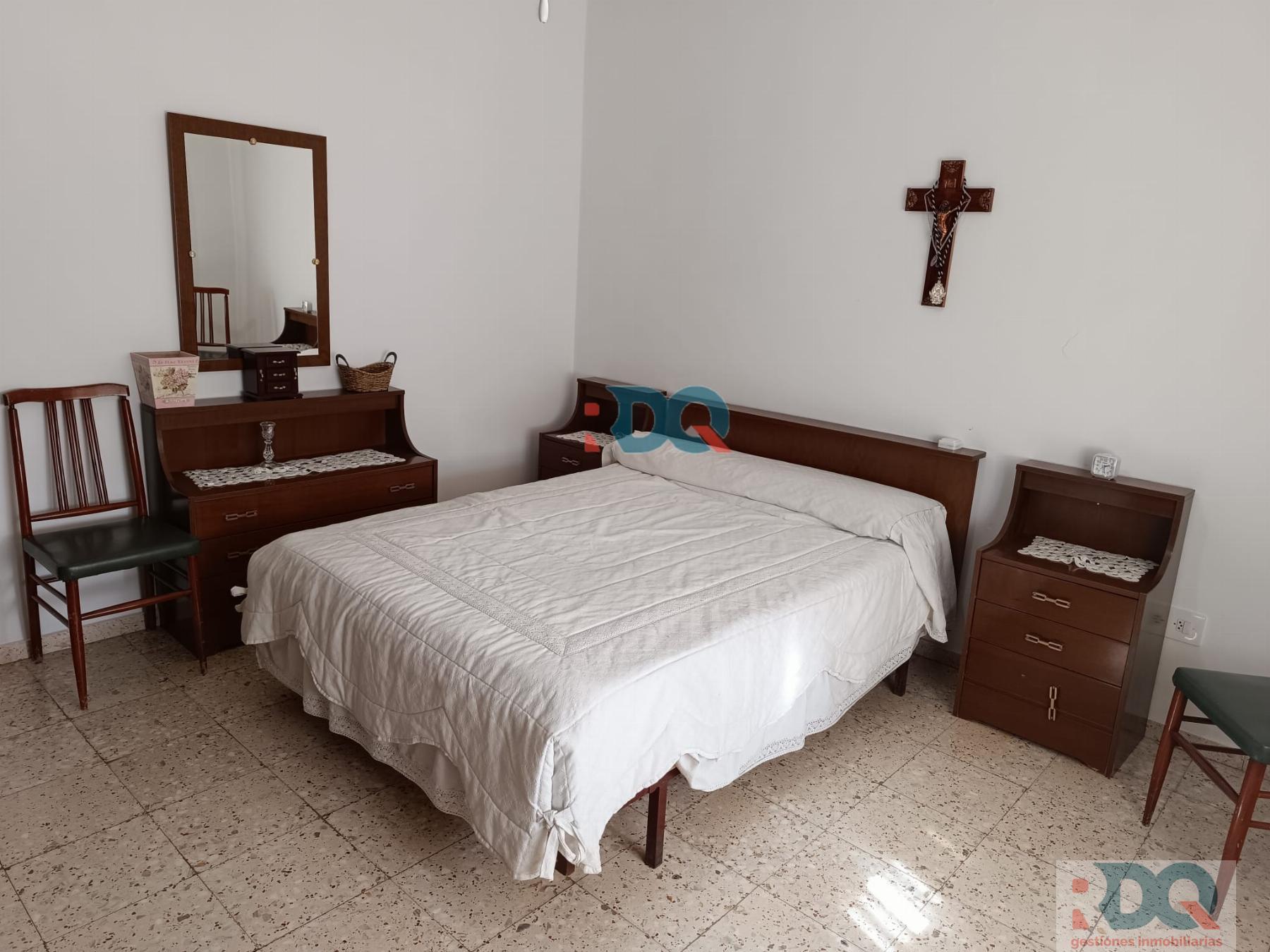 For sale of house in La Codosera