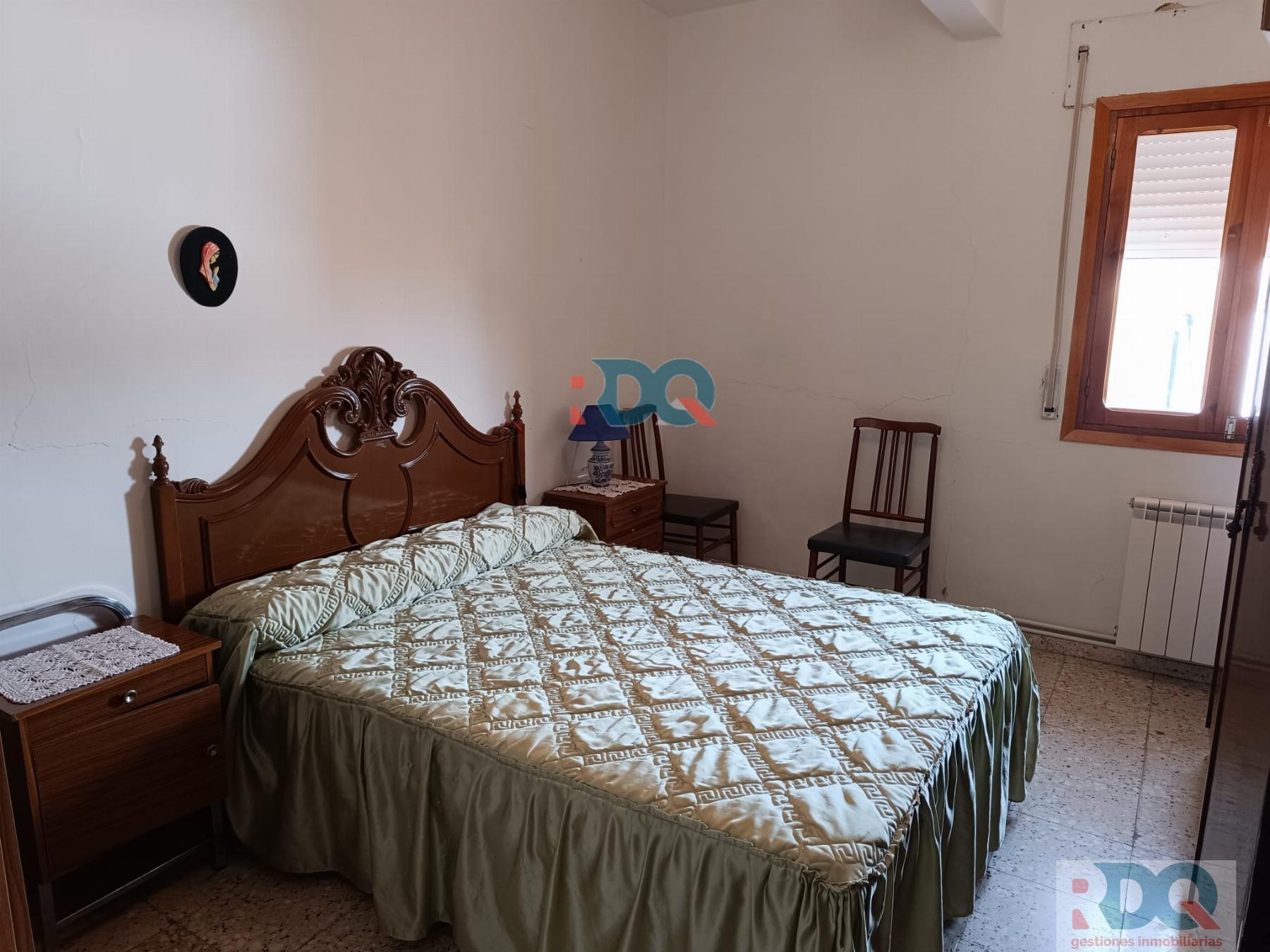 For sale of house in La Codosera