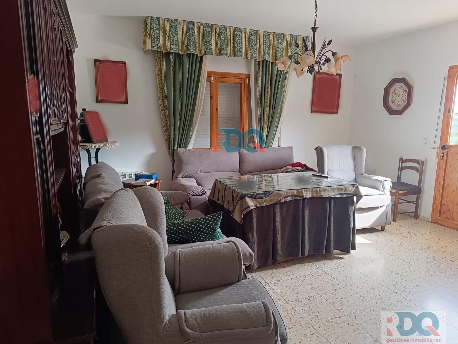 For sale of house in La Codosera