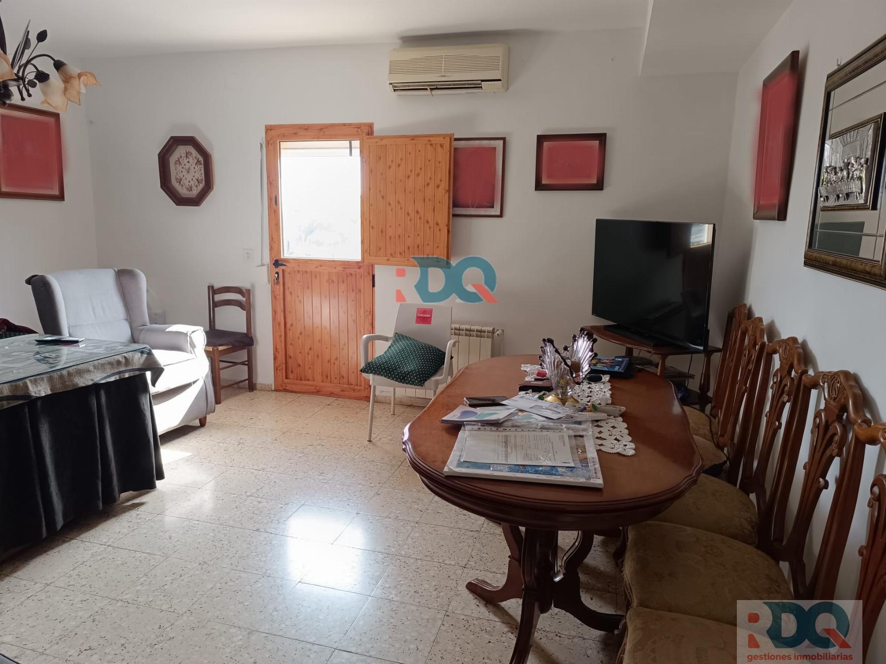 For sale of house in La Codosera