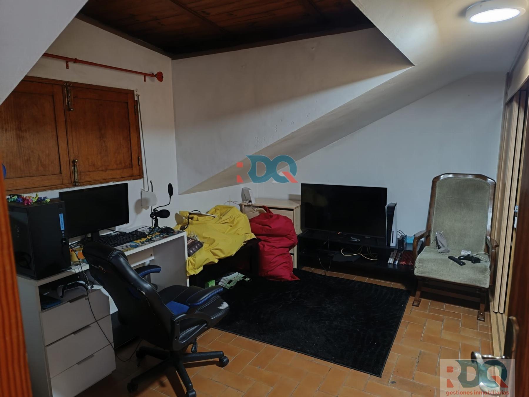 For sale of house in La Codosera