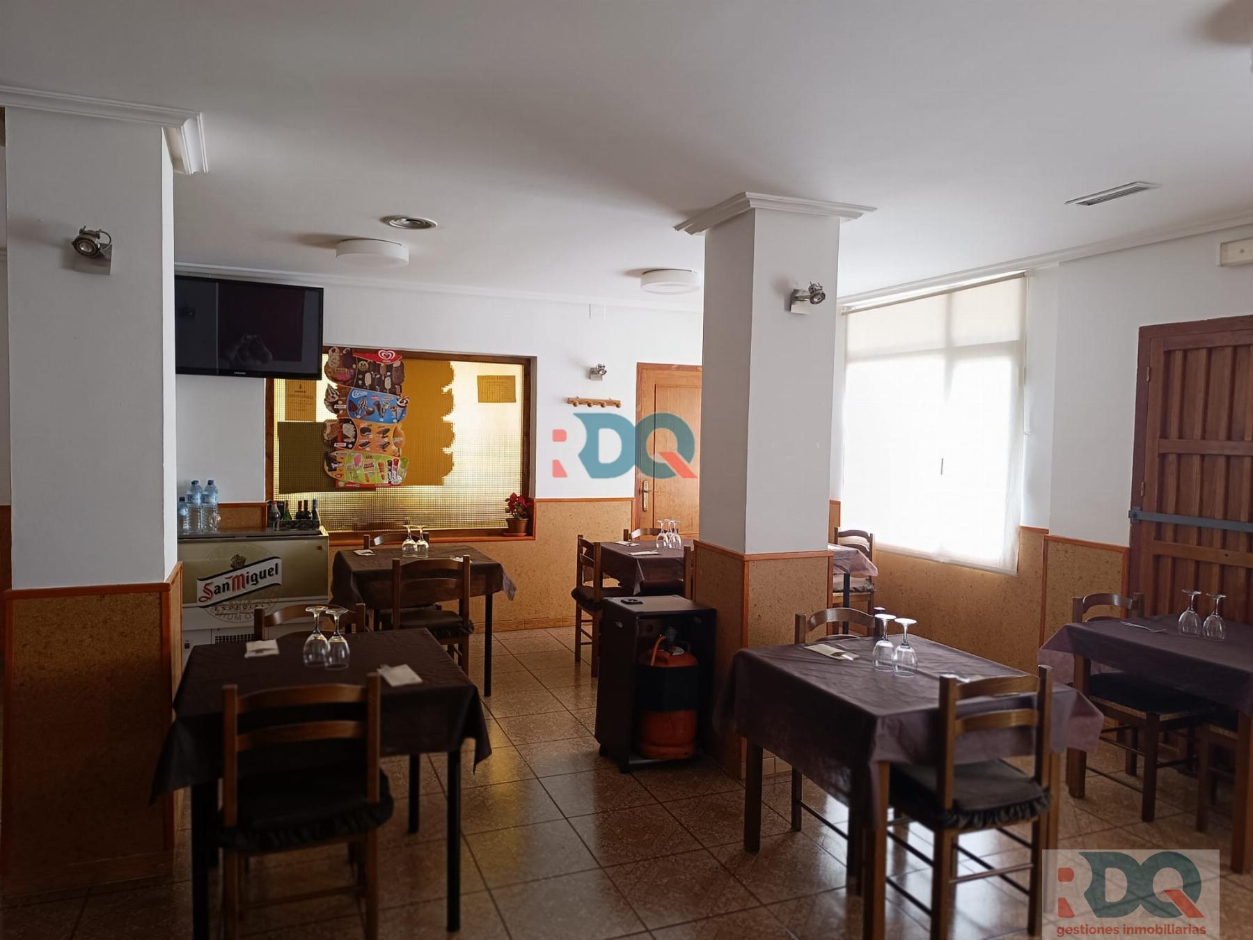 For sale of house in La Codosera