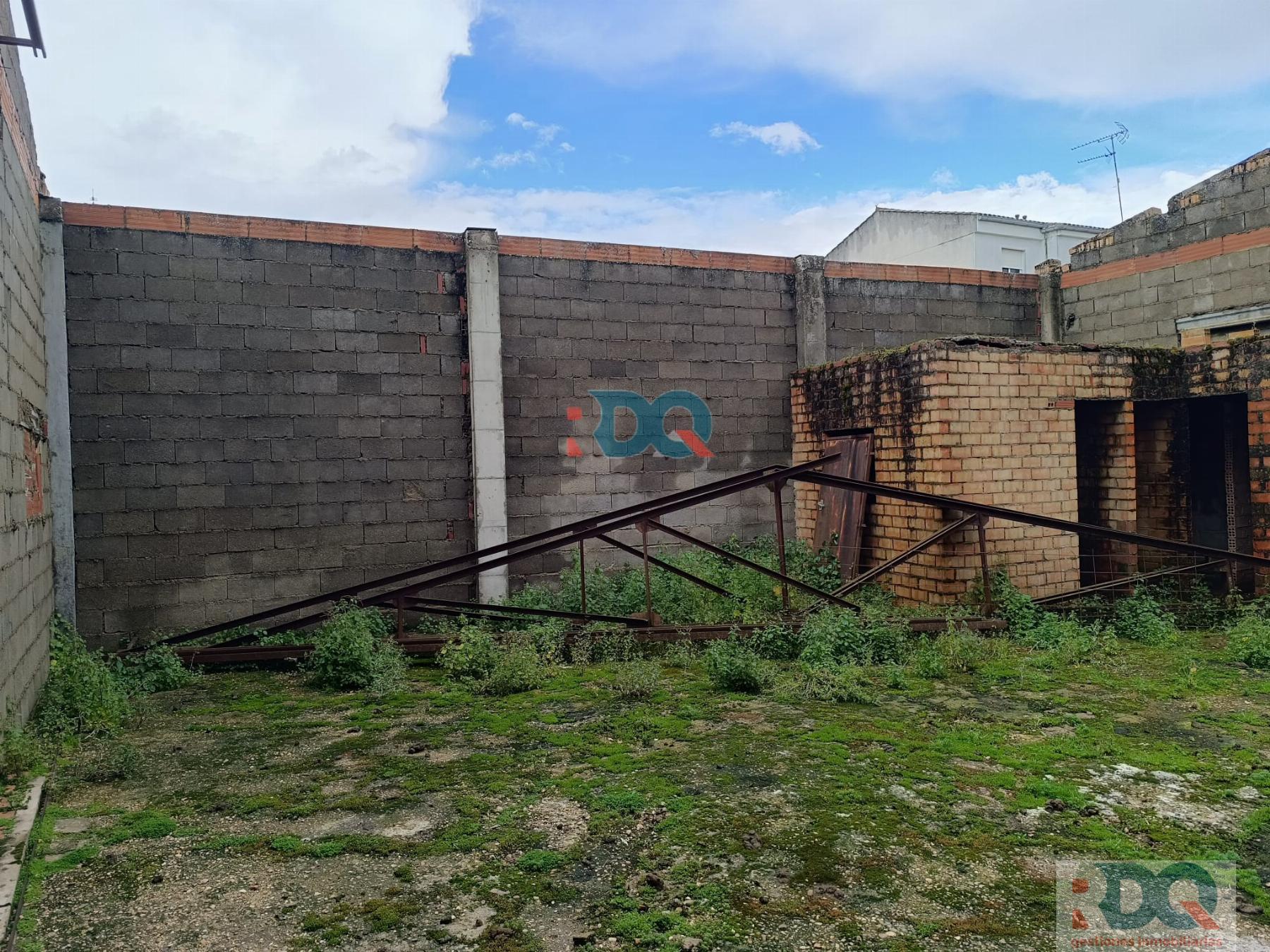 Venta de terreno en Alburquerque
