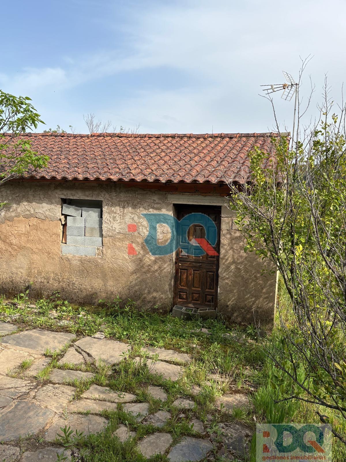 Venta de finca rústica en La Codosera