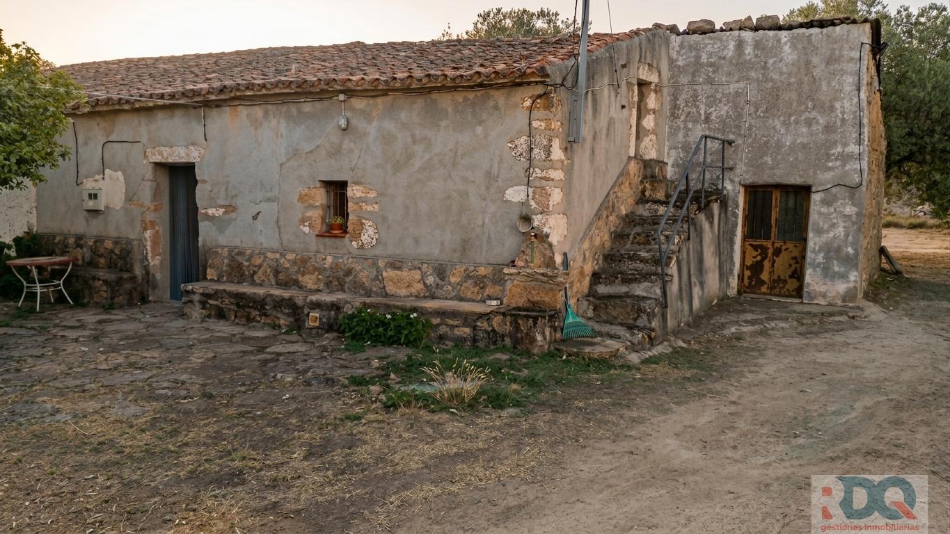 Venta de finca rústica en Valencia de Alcántara