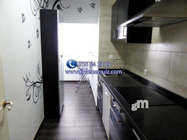 For sale of flat in El Puerto de Santa María