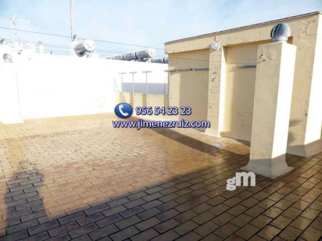 For sale of flat in El Puerto de Santa María