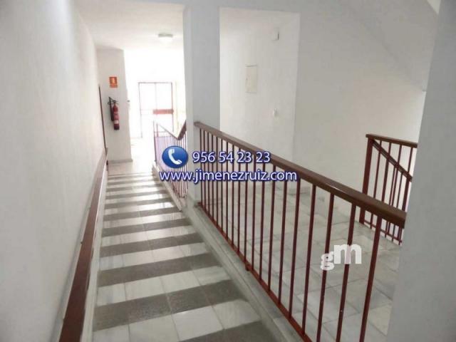 For sale of flat in El Puerto de Santa María
