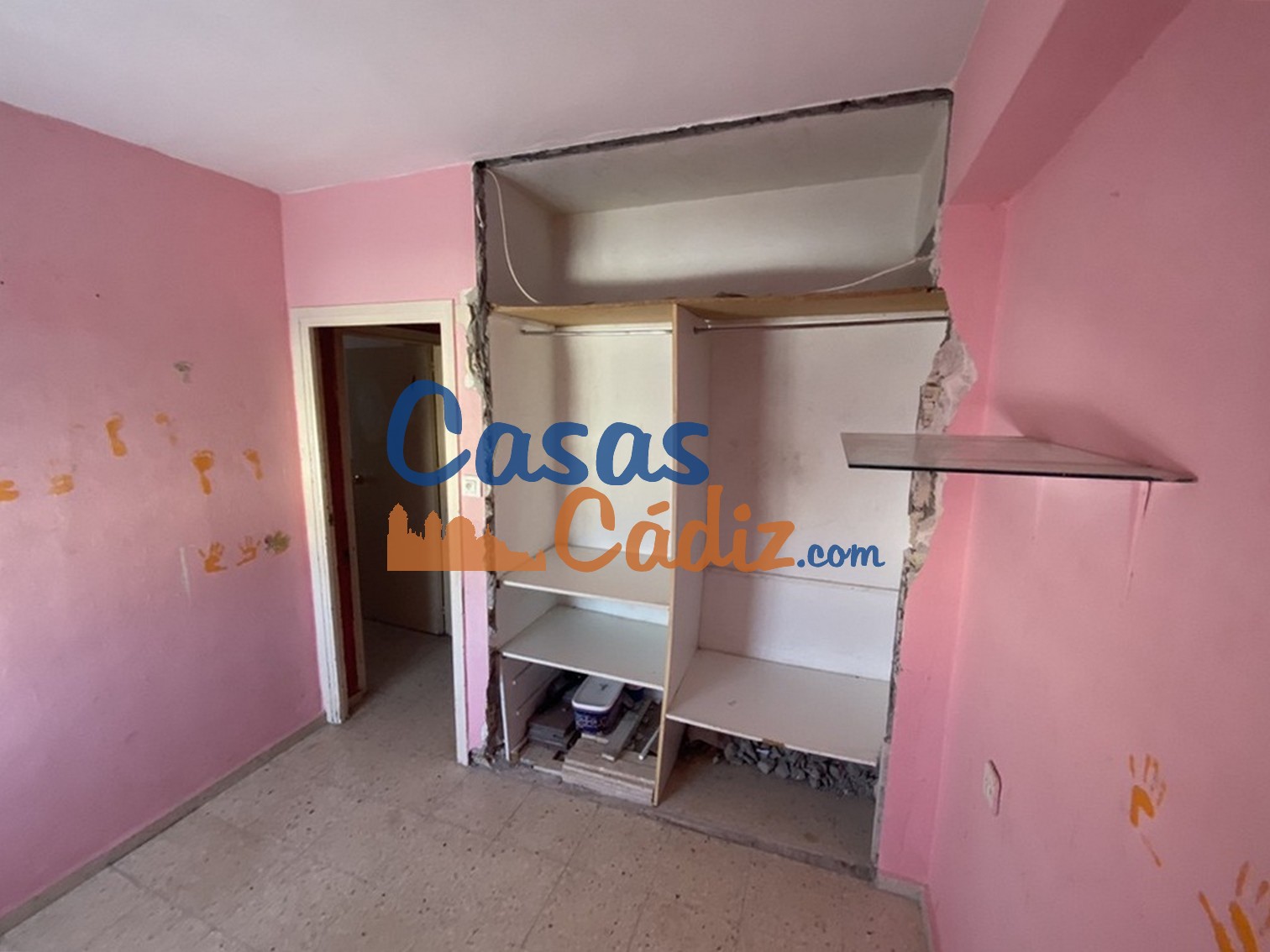 For sale of flat in El Puerto de Santa María