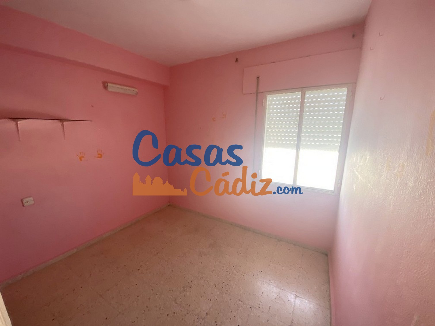For sale of flat in El Puerto de Santa María
