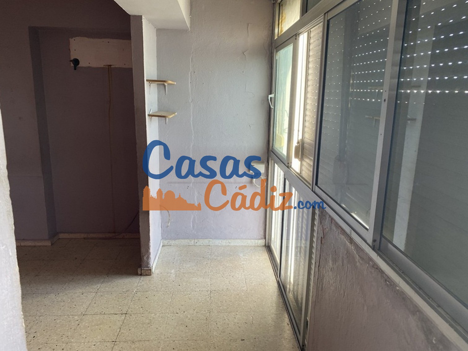 For sale of flat in El Puerto de Santa María
