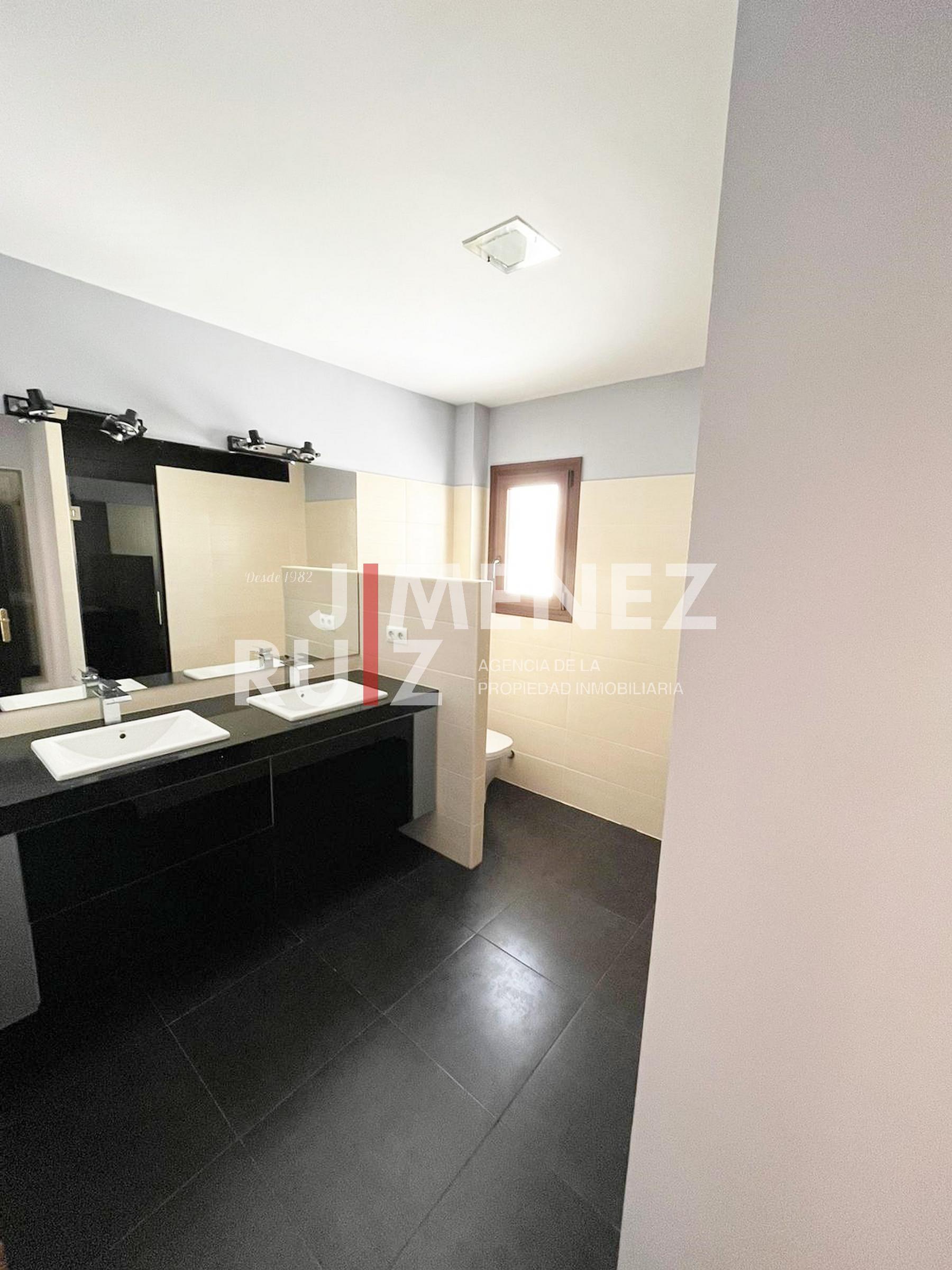 For rent of chalet in El Puerto de Santa María
