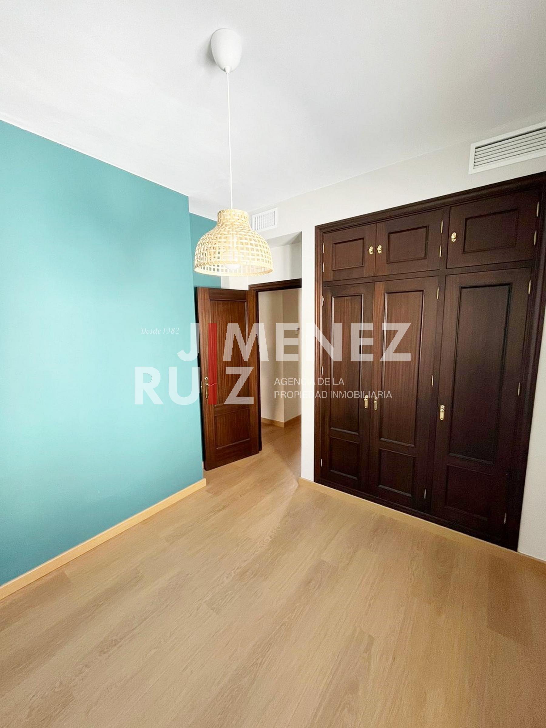 For rent of chalet in El Puerto de Santa María