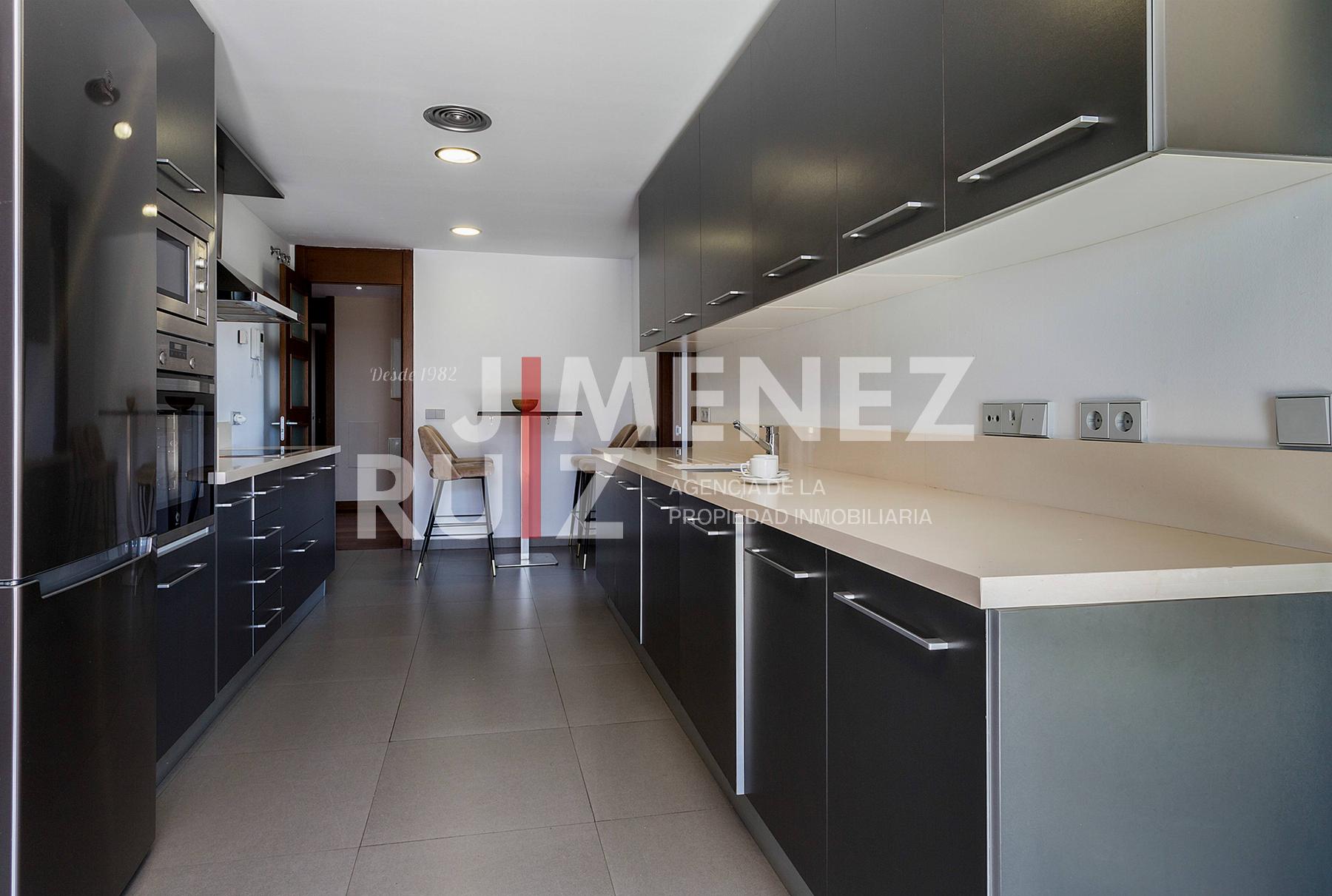 For sale of penthouse in El Puerto de Santa María
