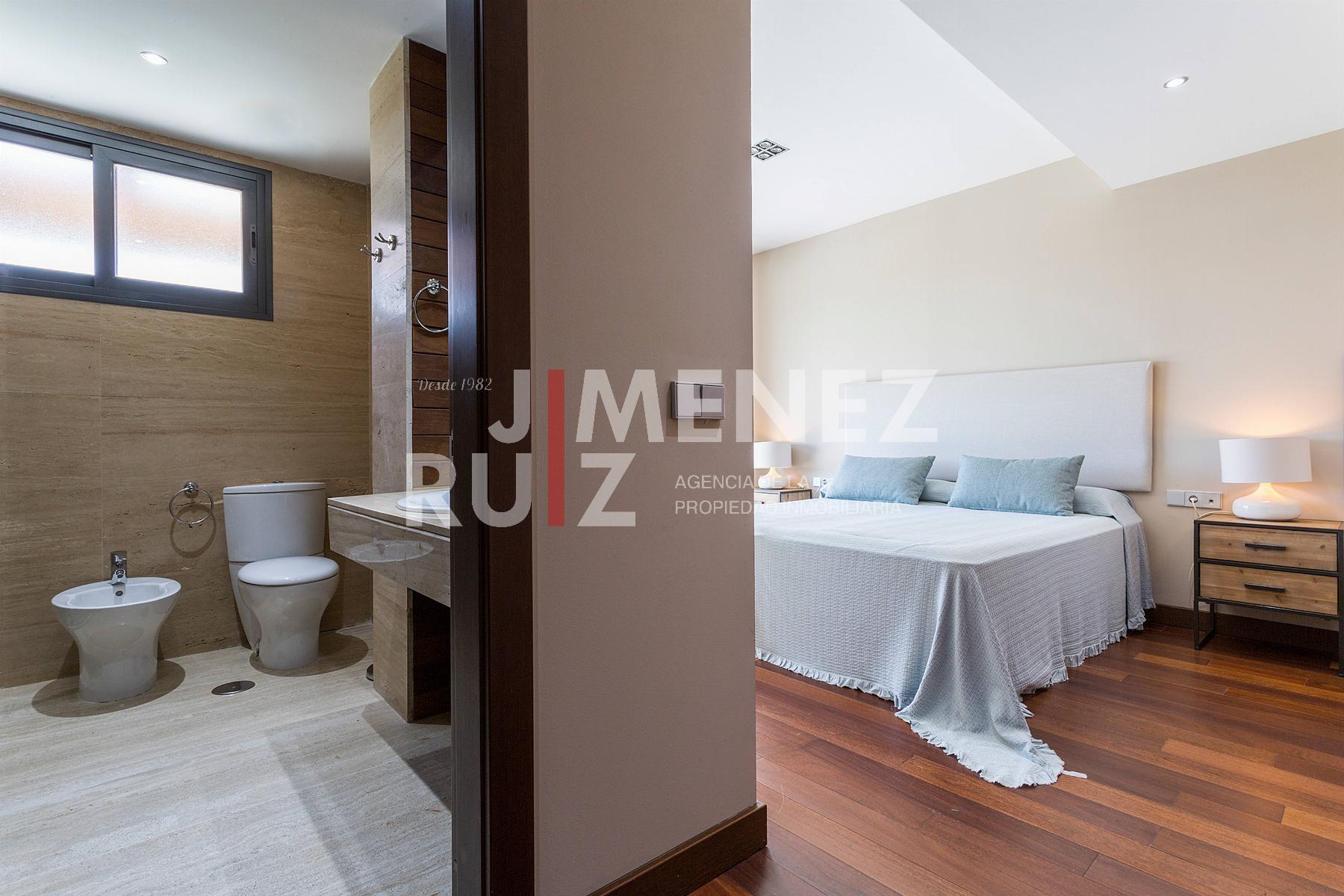 For sale of penthouse in El Puerto de Santa María