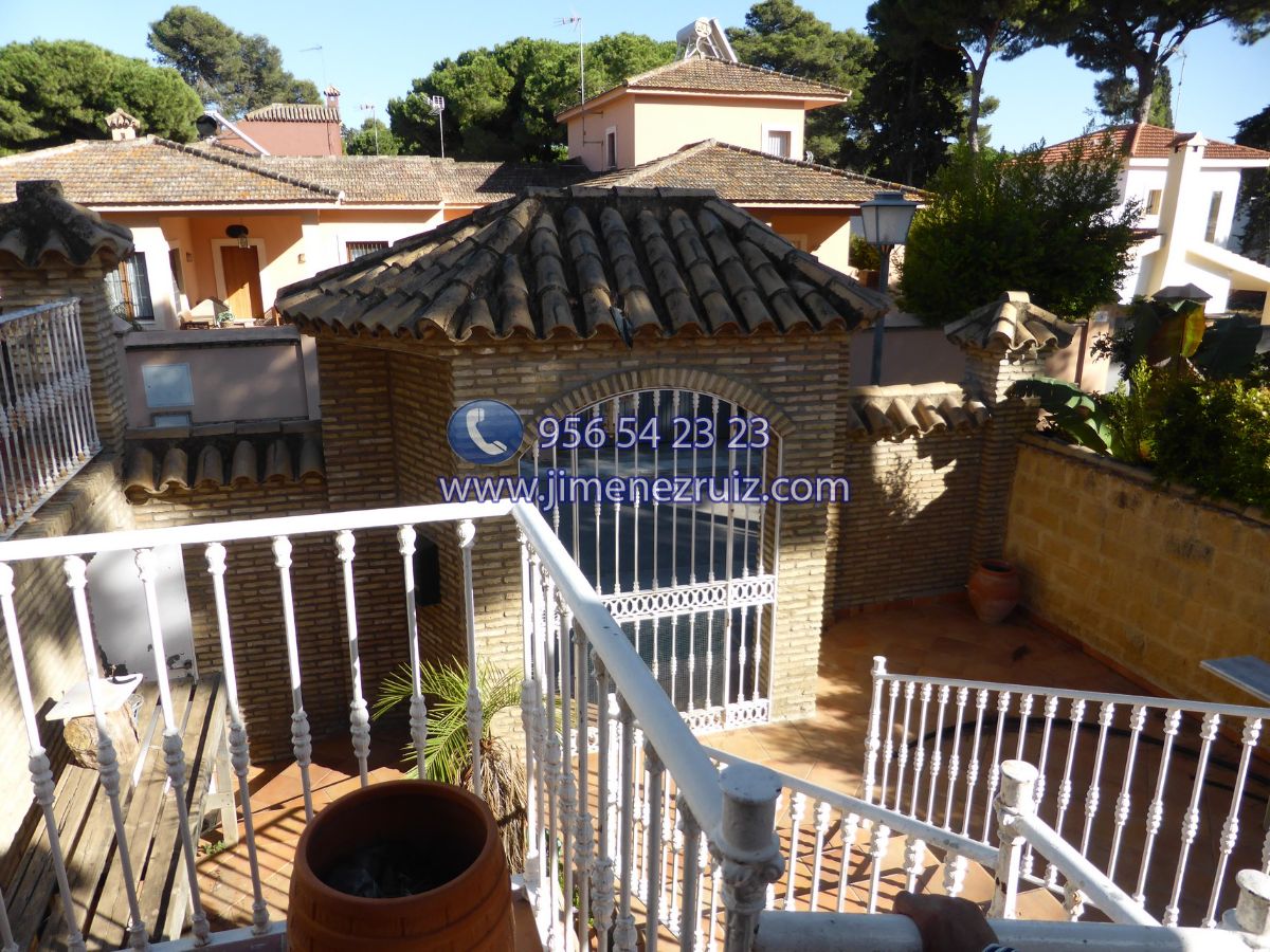 For sale of chalet in El Puerto de Santa María
