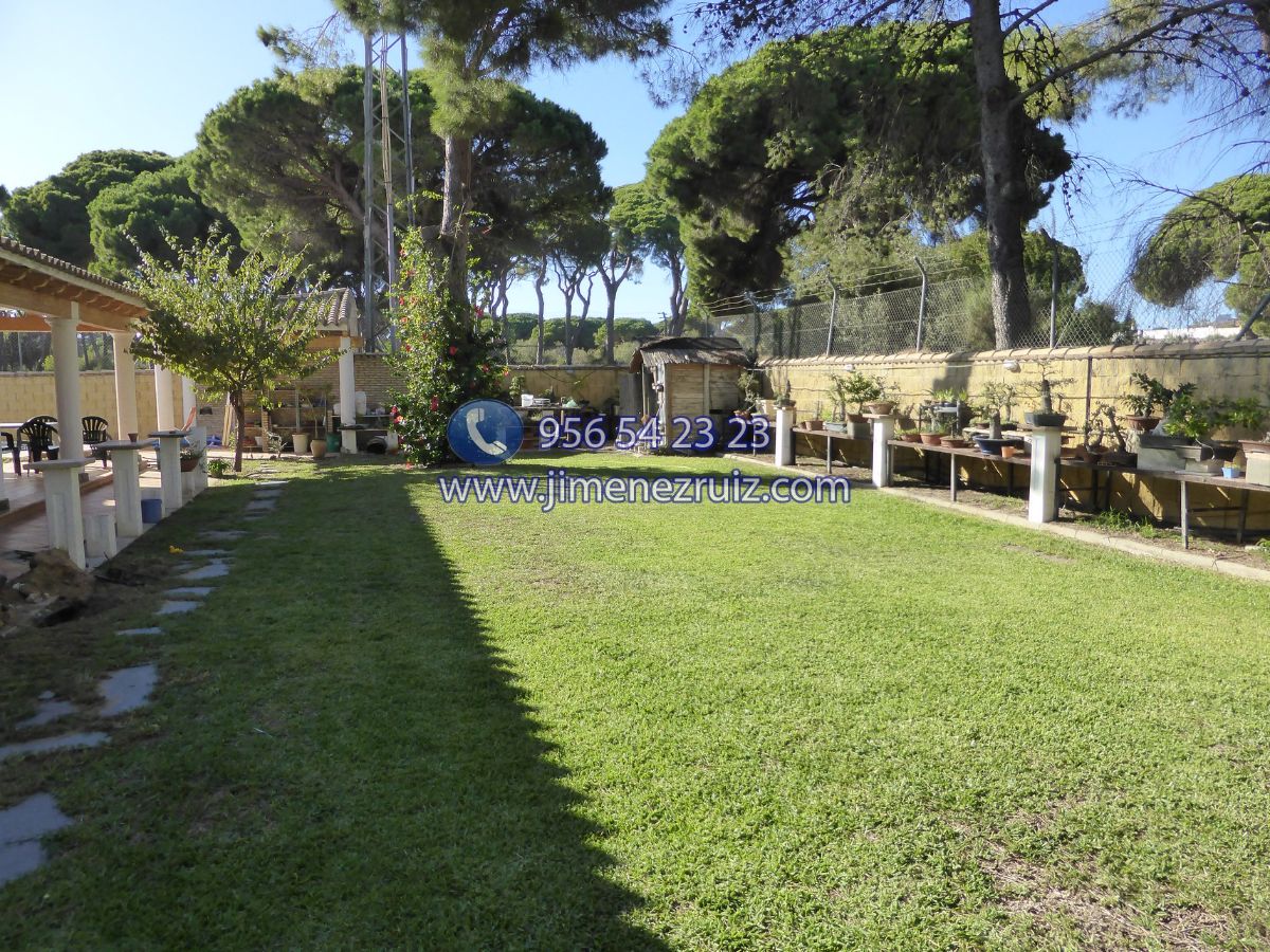 For sale of chalet in El Puerto de Santa María