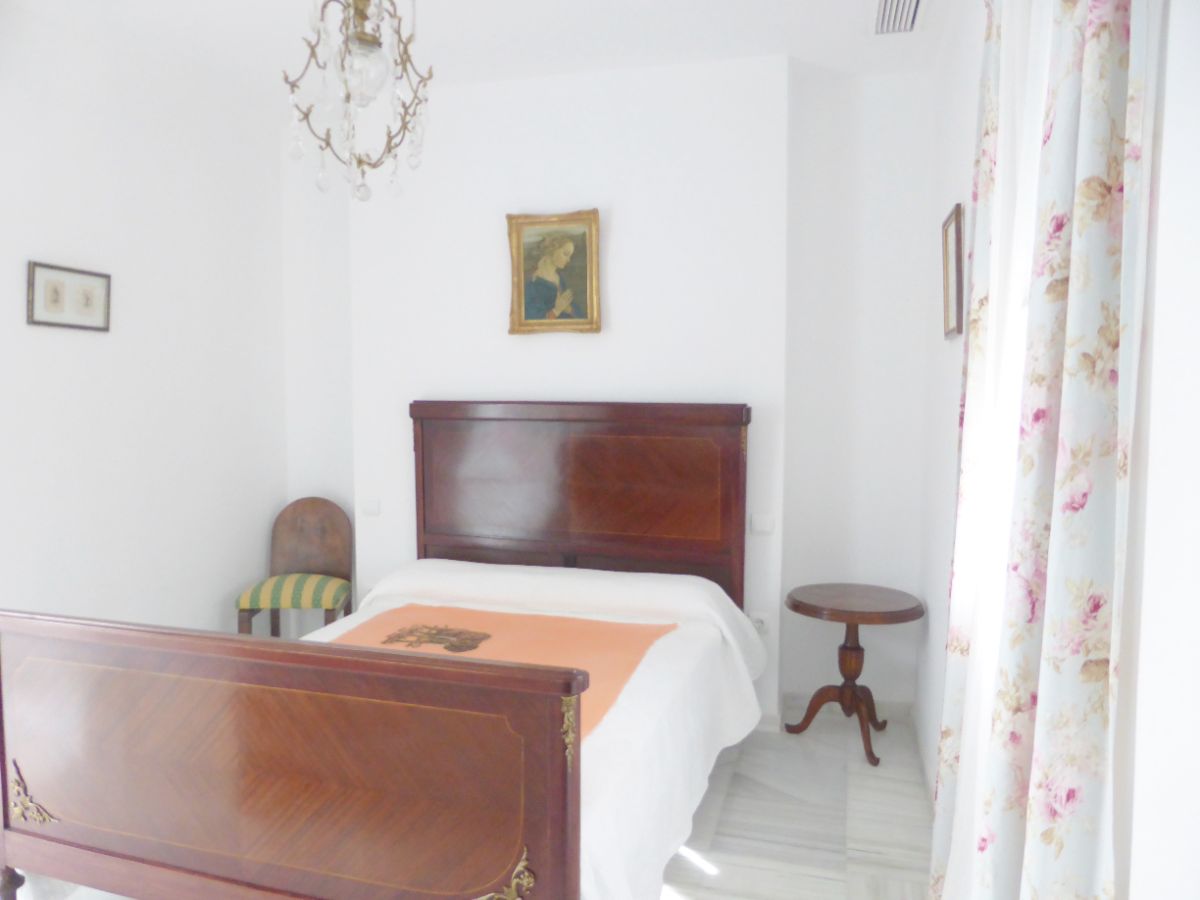 For sale of house in El Puerto de Santa María
