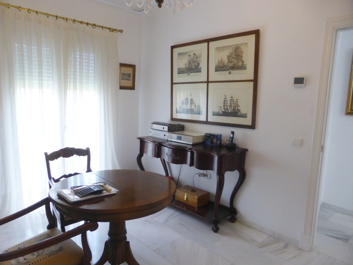 For sale of house in El Puerto de Santa María