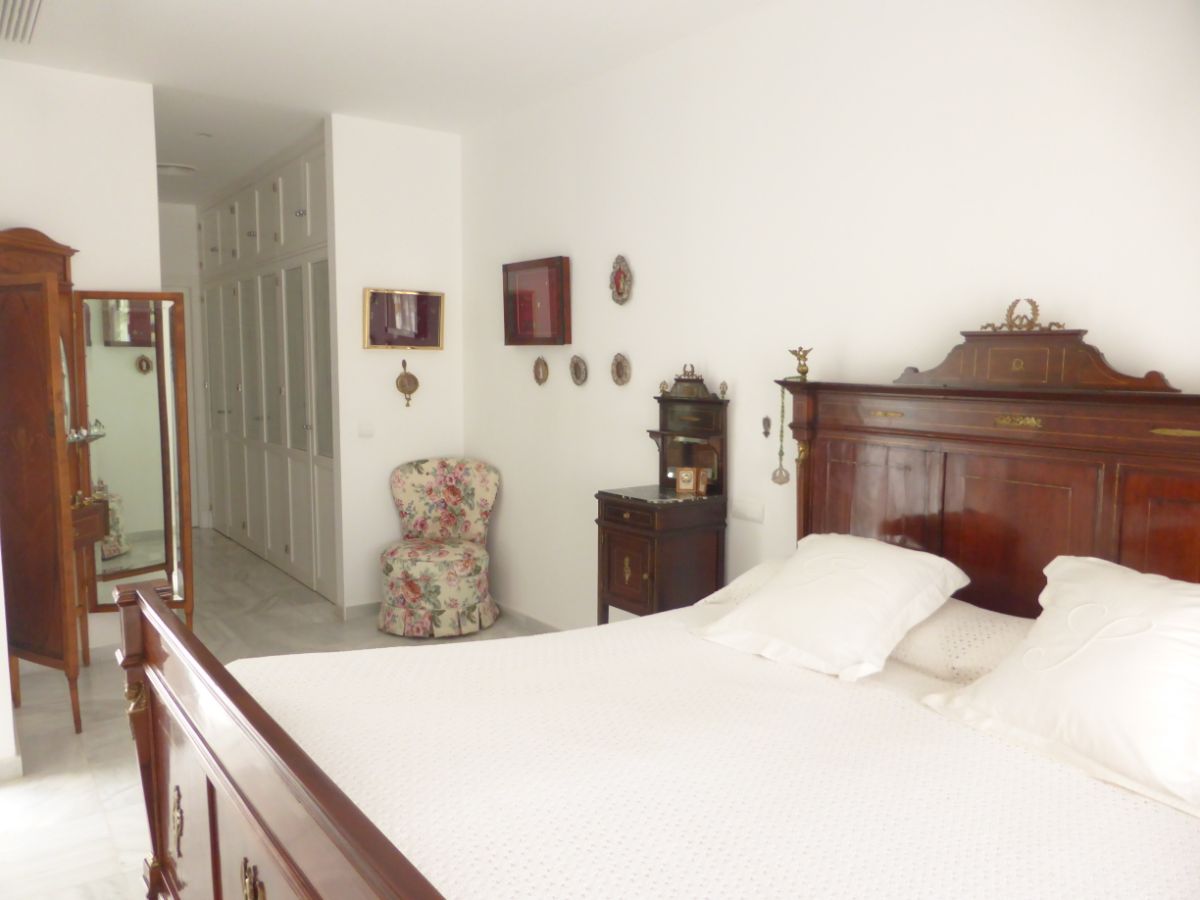 For sale of house in El Puerto de Santa María