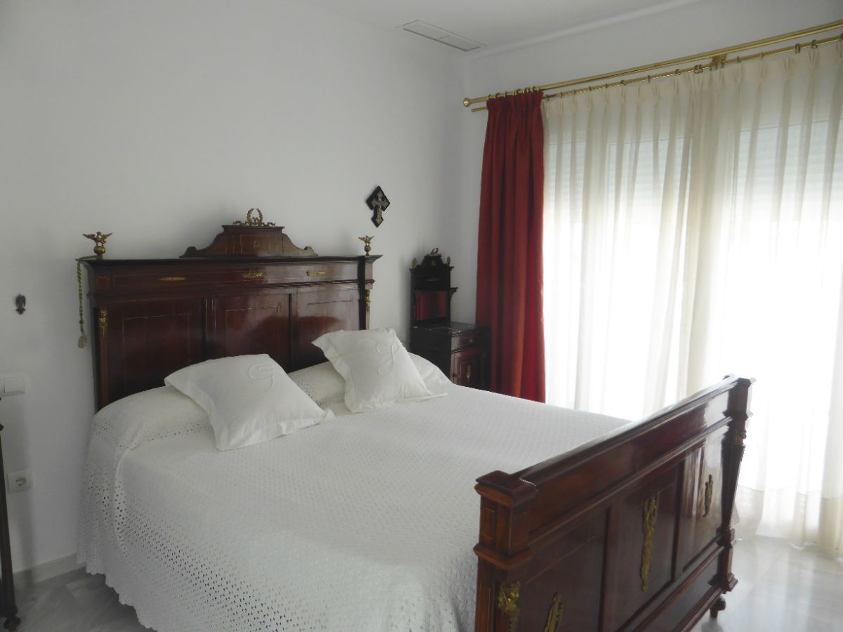 For sale of house in El Puerto de Santa María