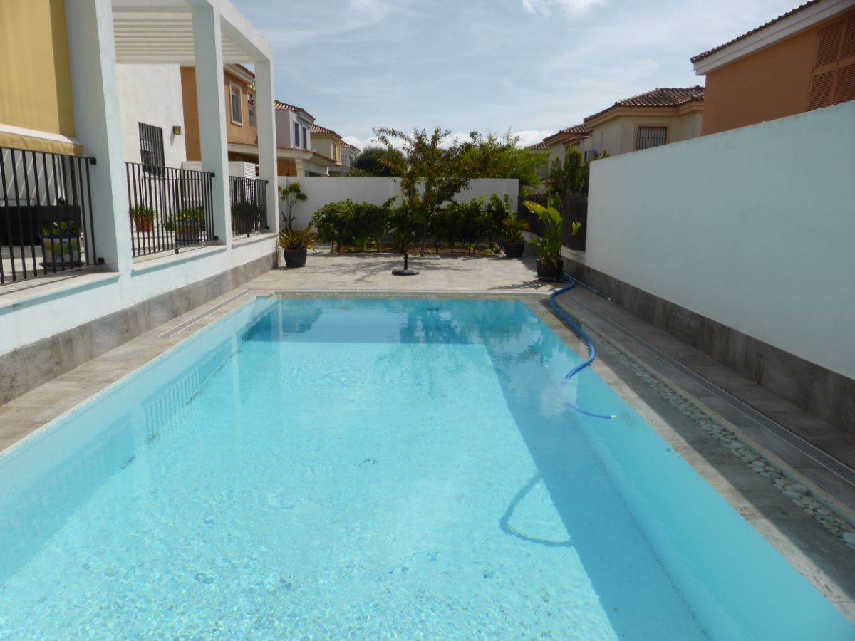 For sale of house in El Puerto de Santa María