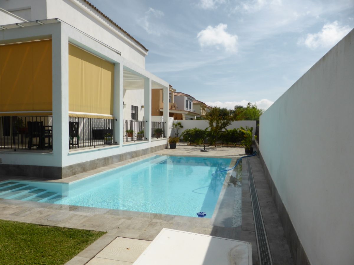 For sale of house in El Puerto de Santa María