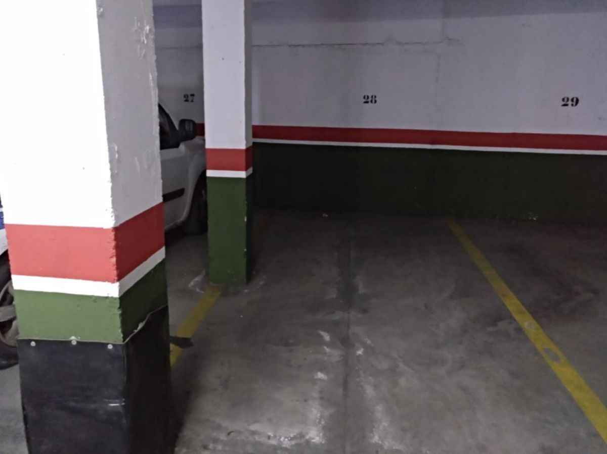 For sale of garage in Jerez de la Frontera
