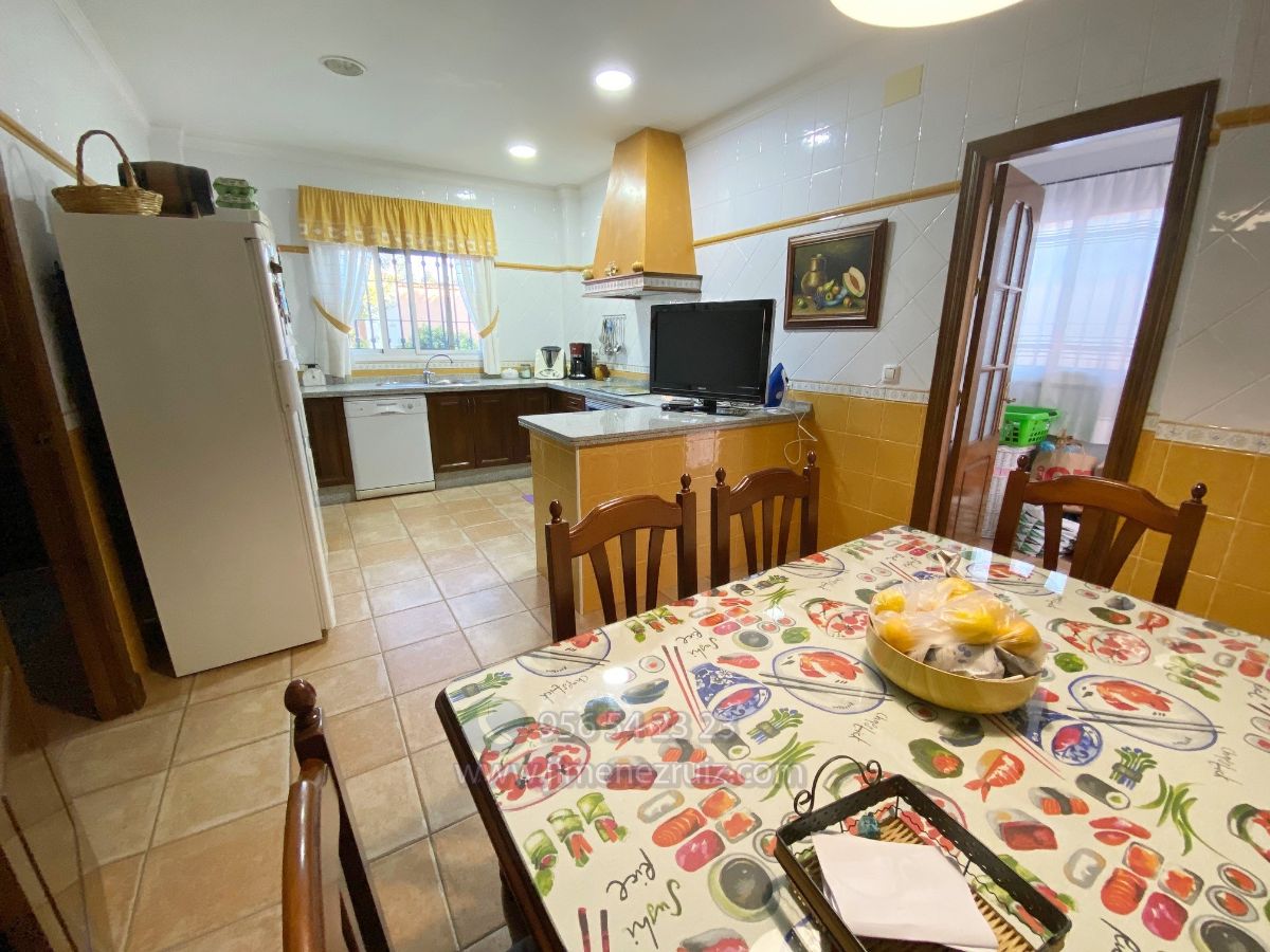 For sale of chalet in El Puerto de Santa María