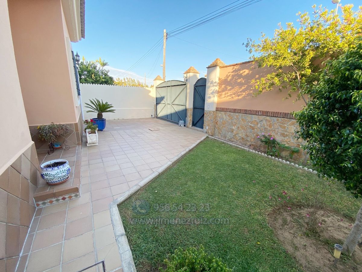 For sale of chalet in El Puerto de Santa María
