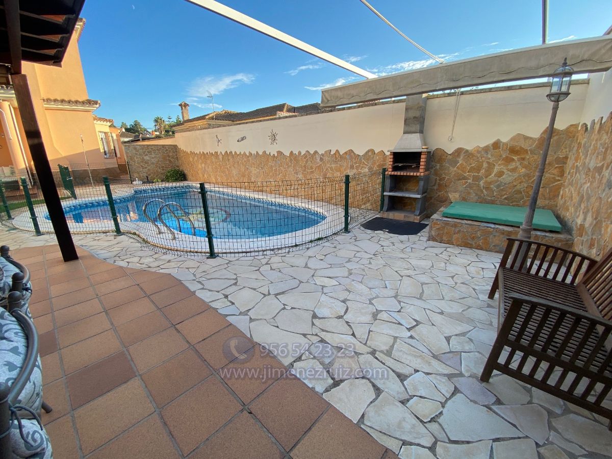 For sale of chalet in El Puerto de Santa María