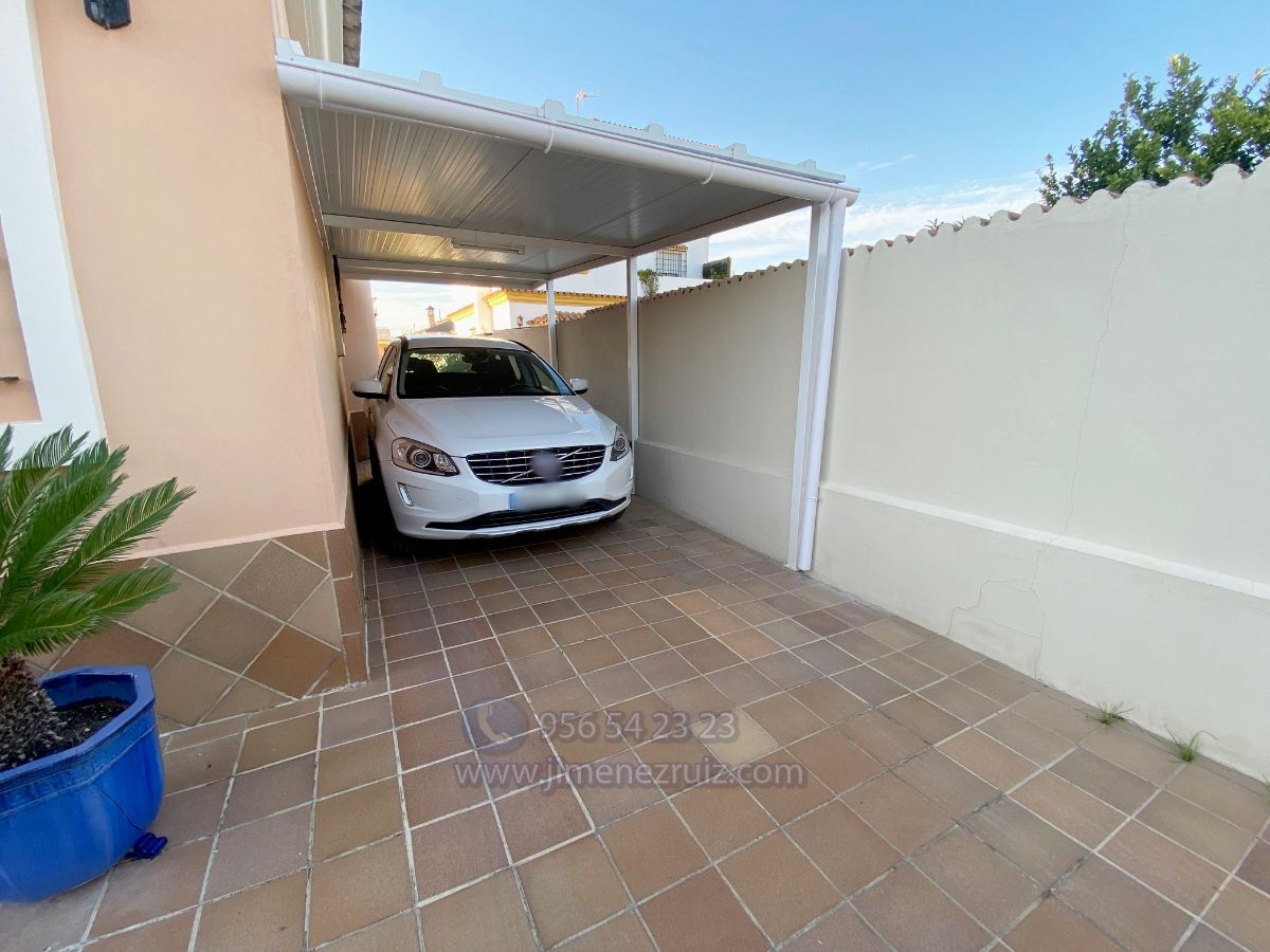 For sale of chalet in El Puerto de Santa María